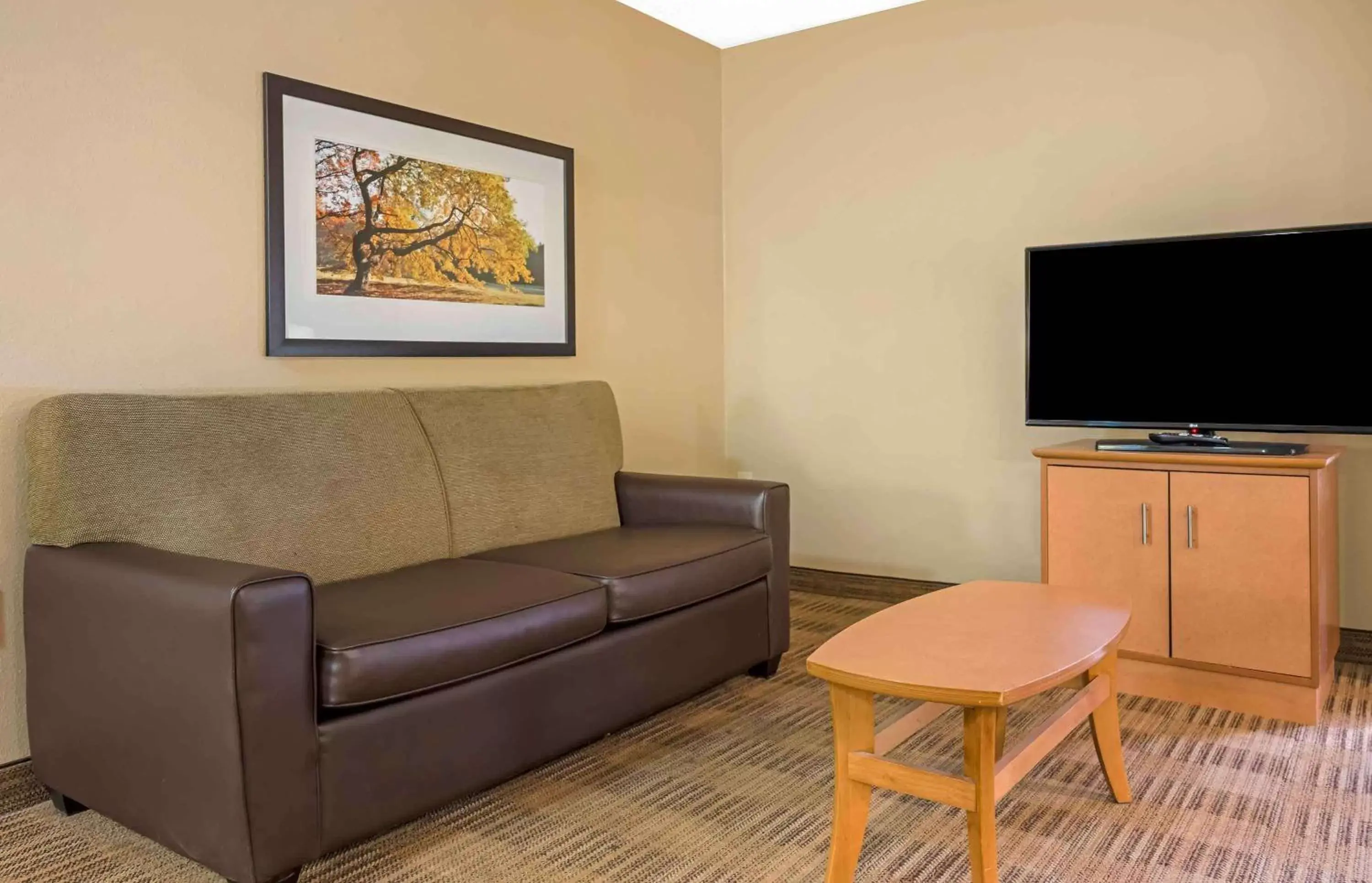 Bedroom, Seating Area in Extended Stay America Suites - Pittsburgh - Airport