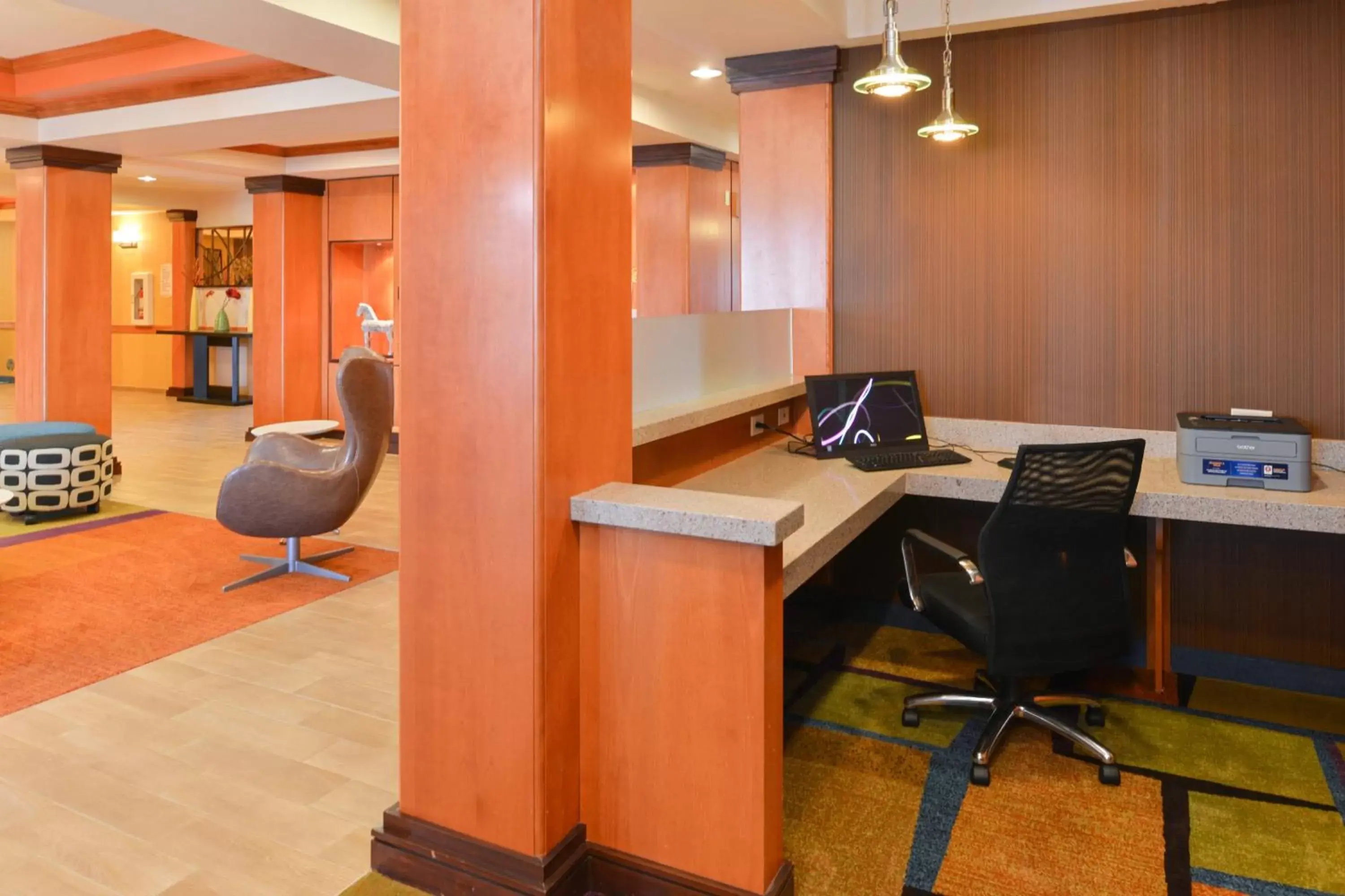 Business facilities in Fairfield Inn & Suites Bloomington