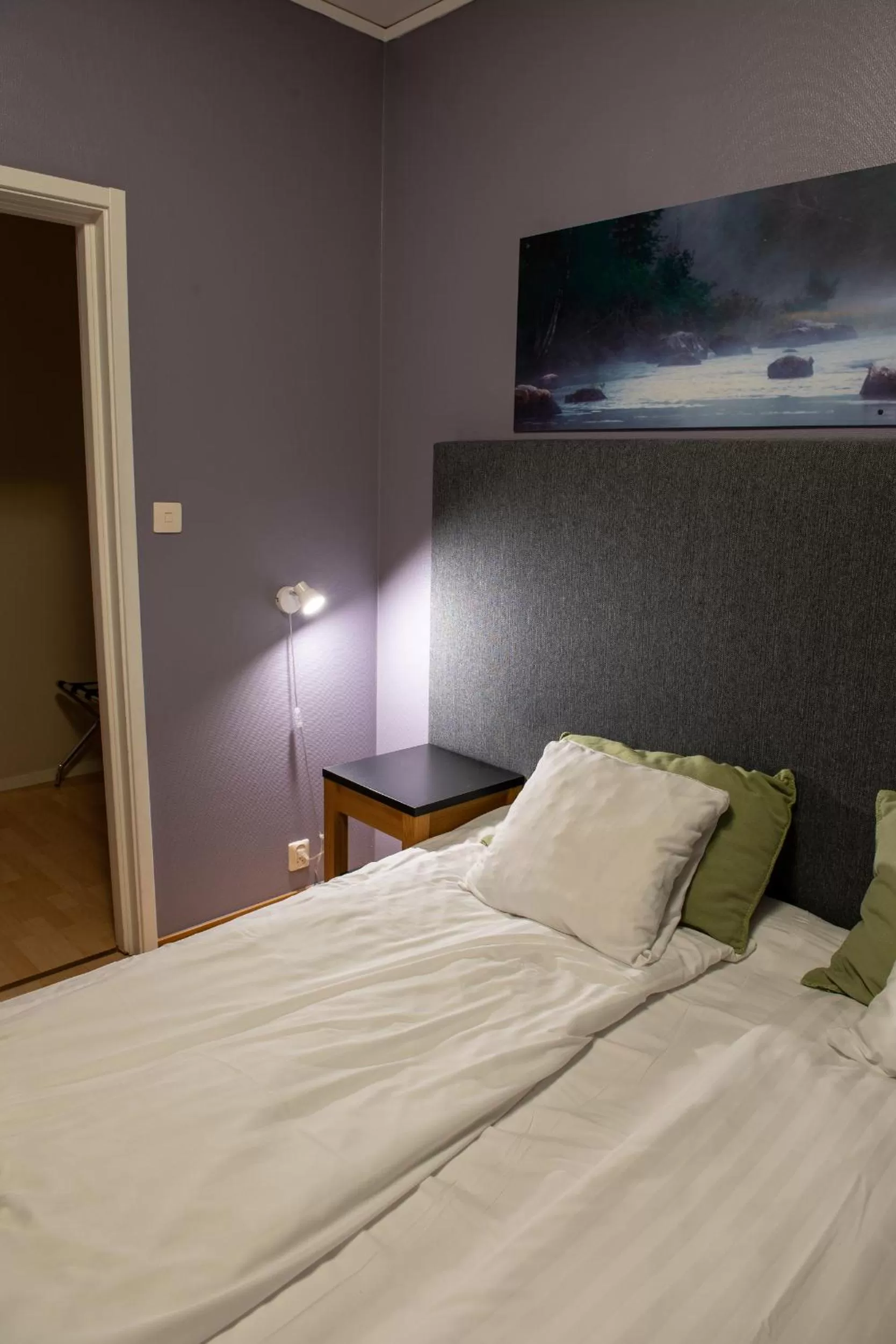 Bed in Nätra Motell