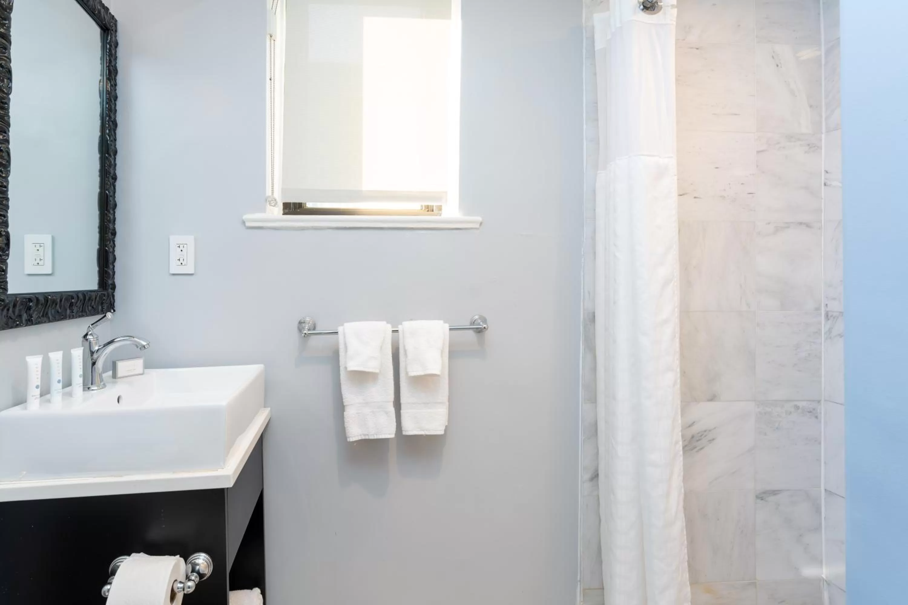 Bathroom in Hotel Vinache