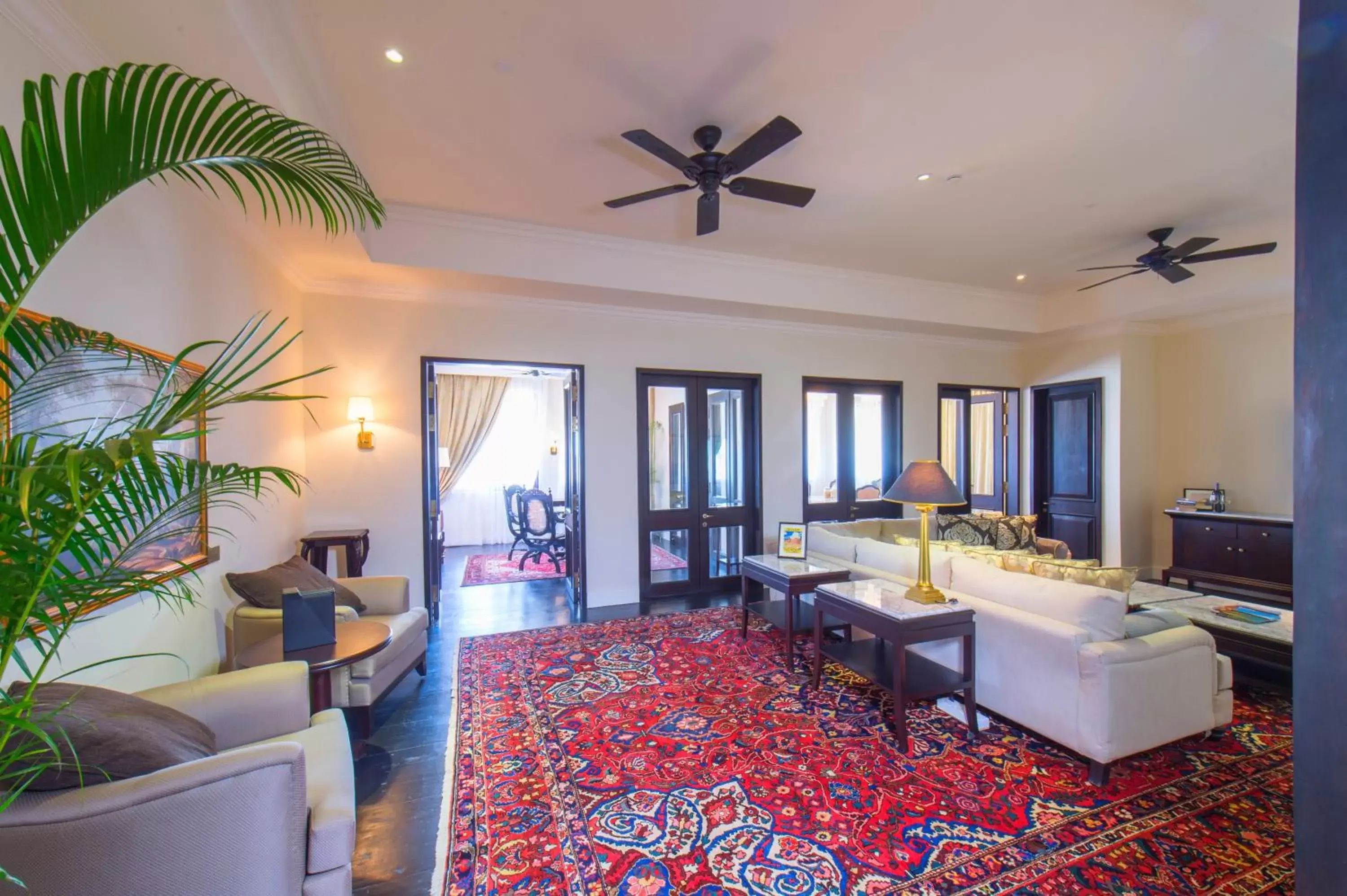 Living room, Seating Area in Galle Face Hotel