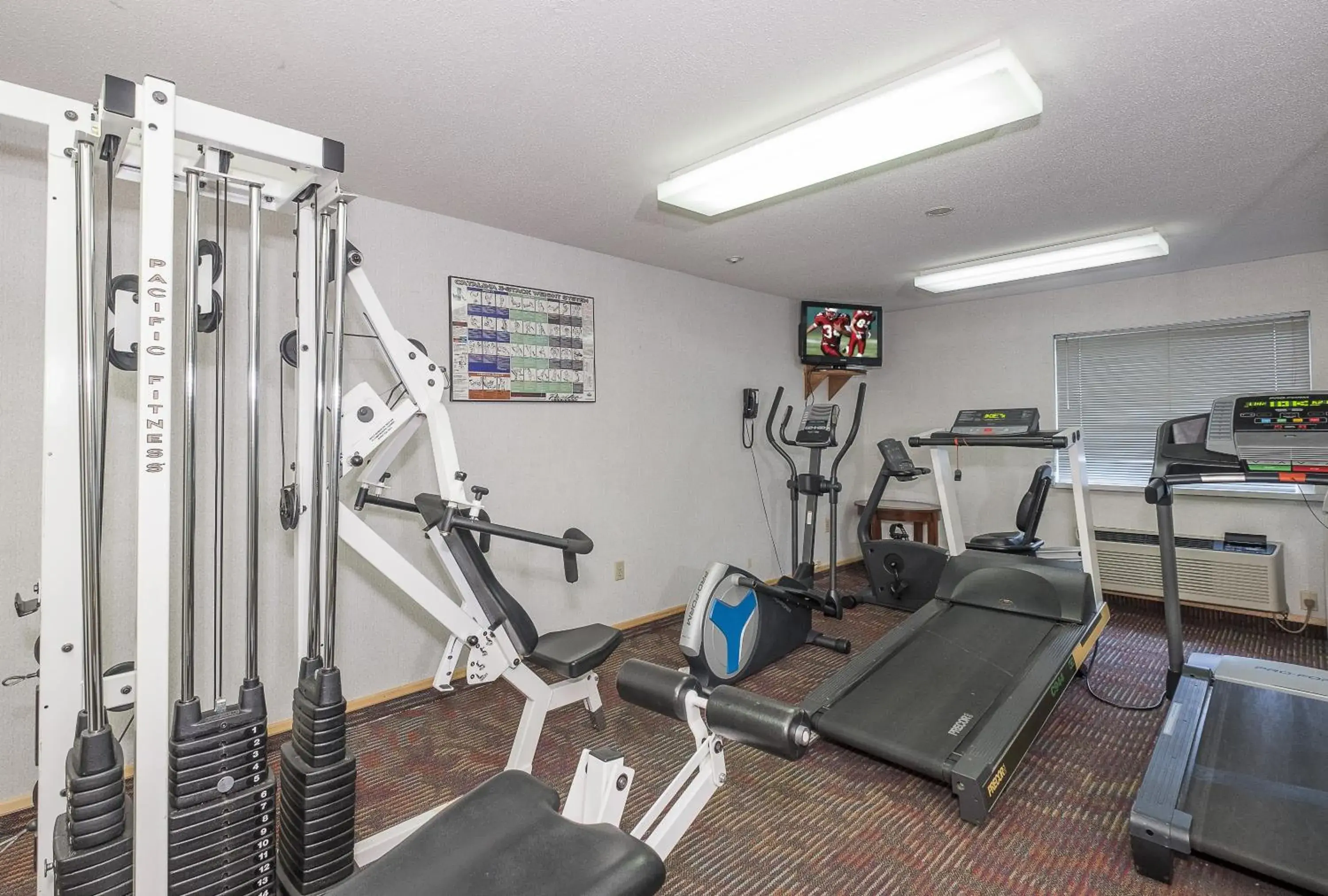 Fitness centre/facilities, Fitness Center/Facilities in Red Roof Inn Hartford - Vernon