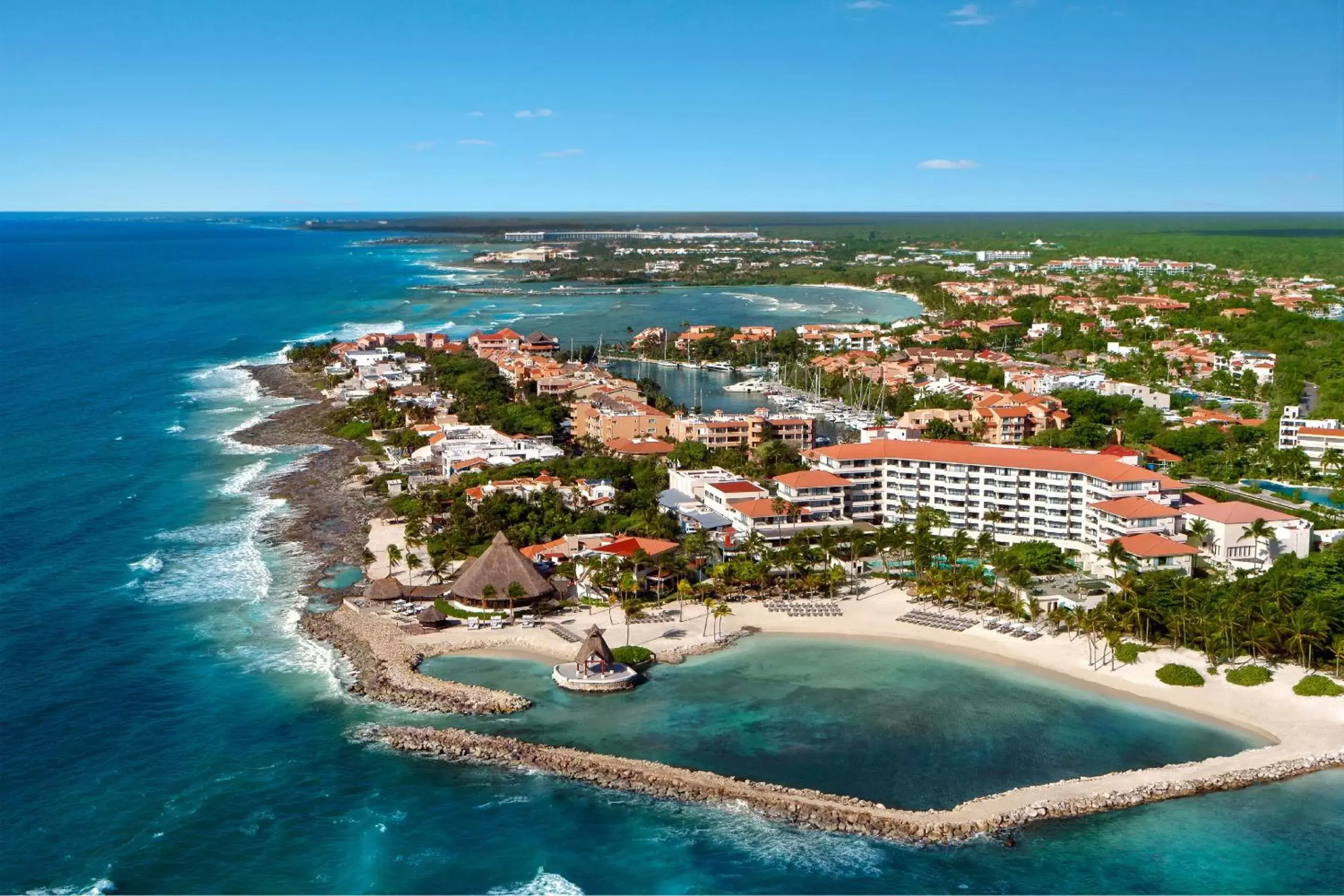 Property building, Bird's-eye View in Dreams Aventuras Riviera Maya