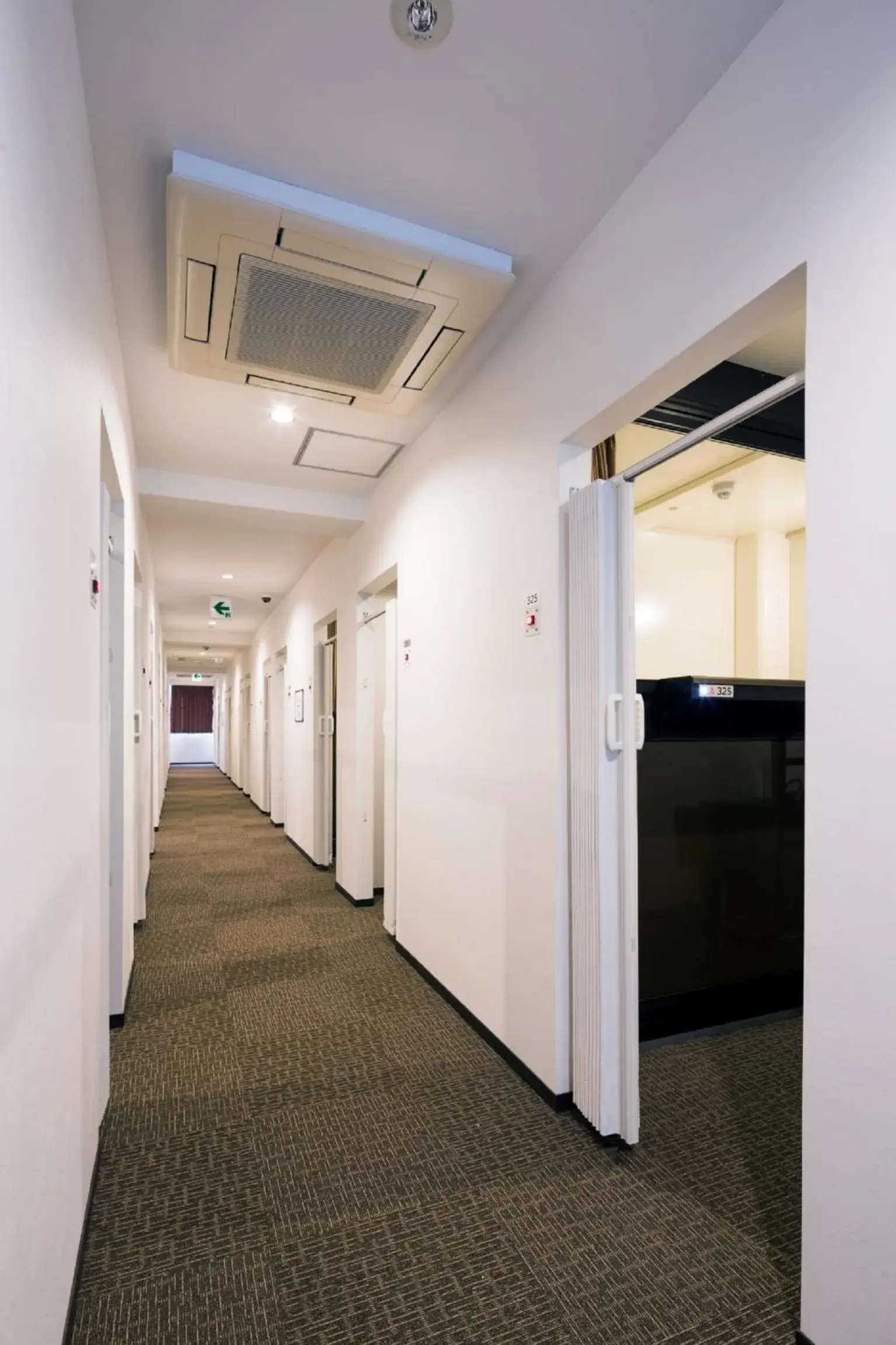 Area and facilities, Bunk Bed in Capsule Hotel CUBE Hiroshima