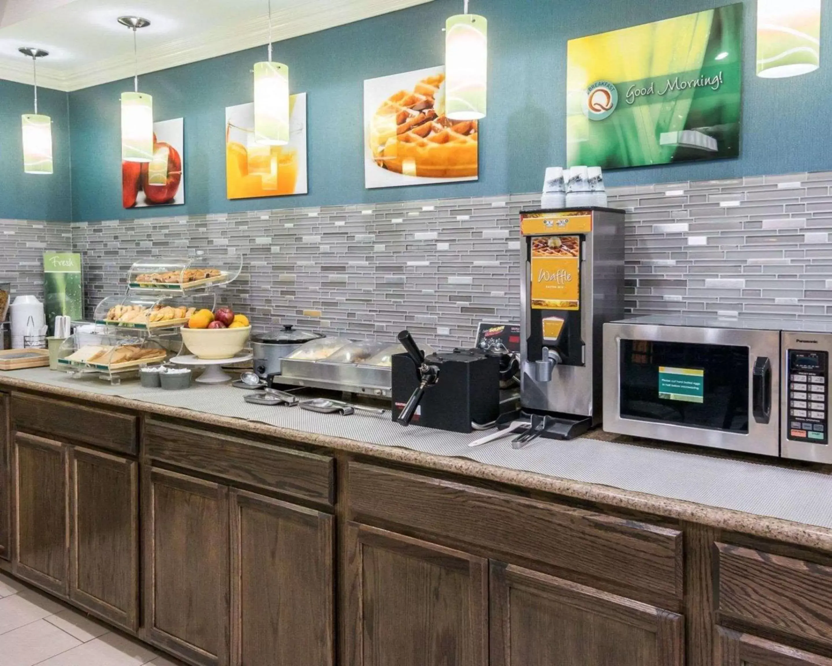 Restaurant/places to eat in Quality Inn & Suites West Monroe