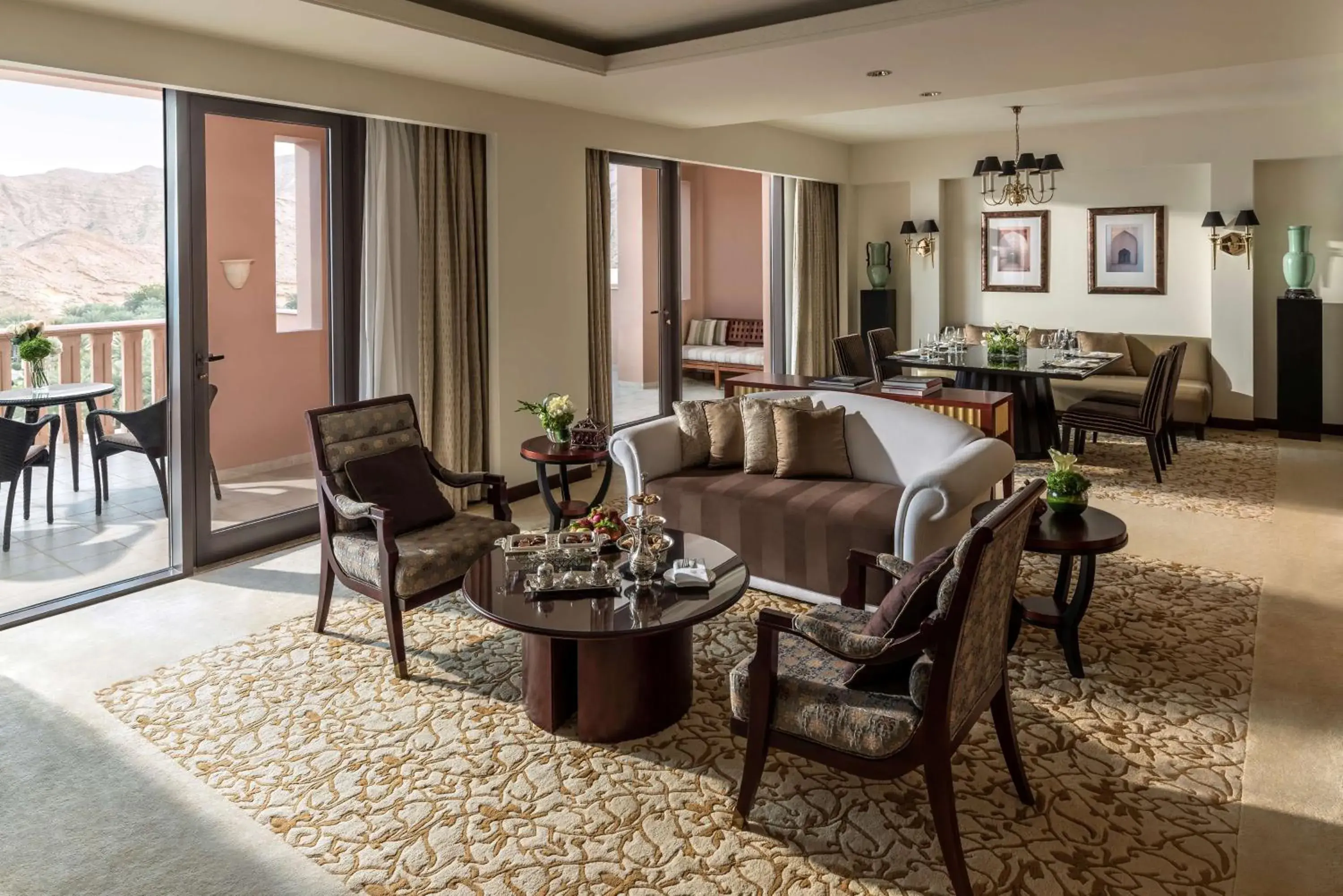 Living room, Seating Area in Shangri-La Al Husn Resort & Spa