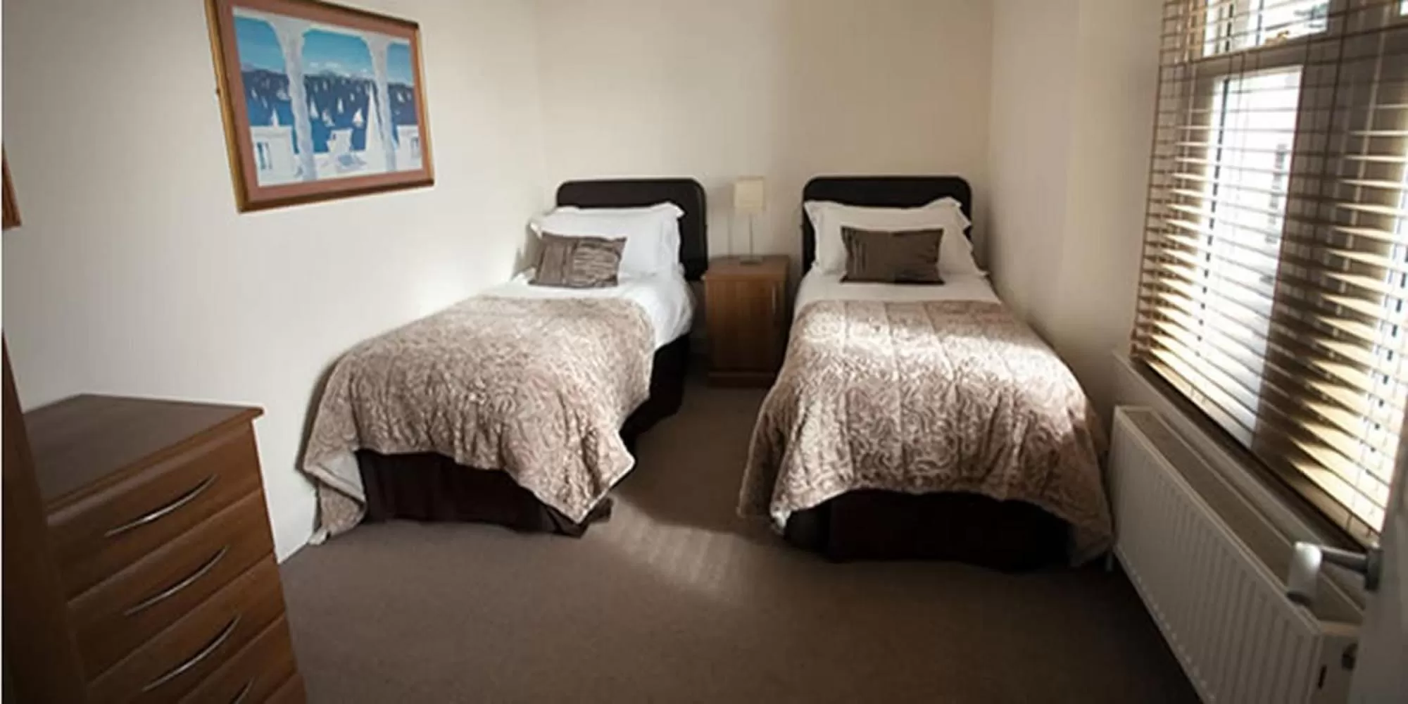 Photo of the whole room, Bed in Victoria Mansions Hotel Apartments