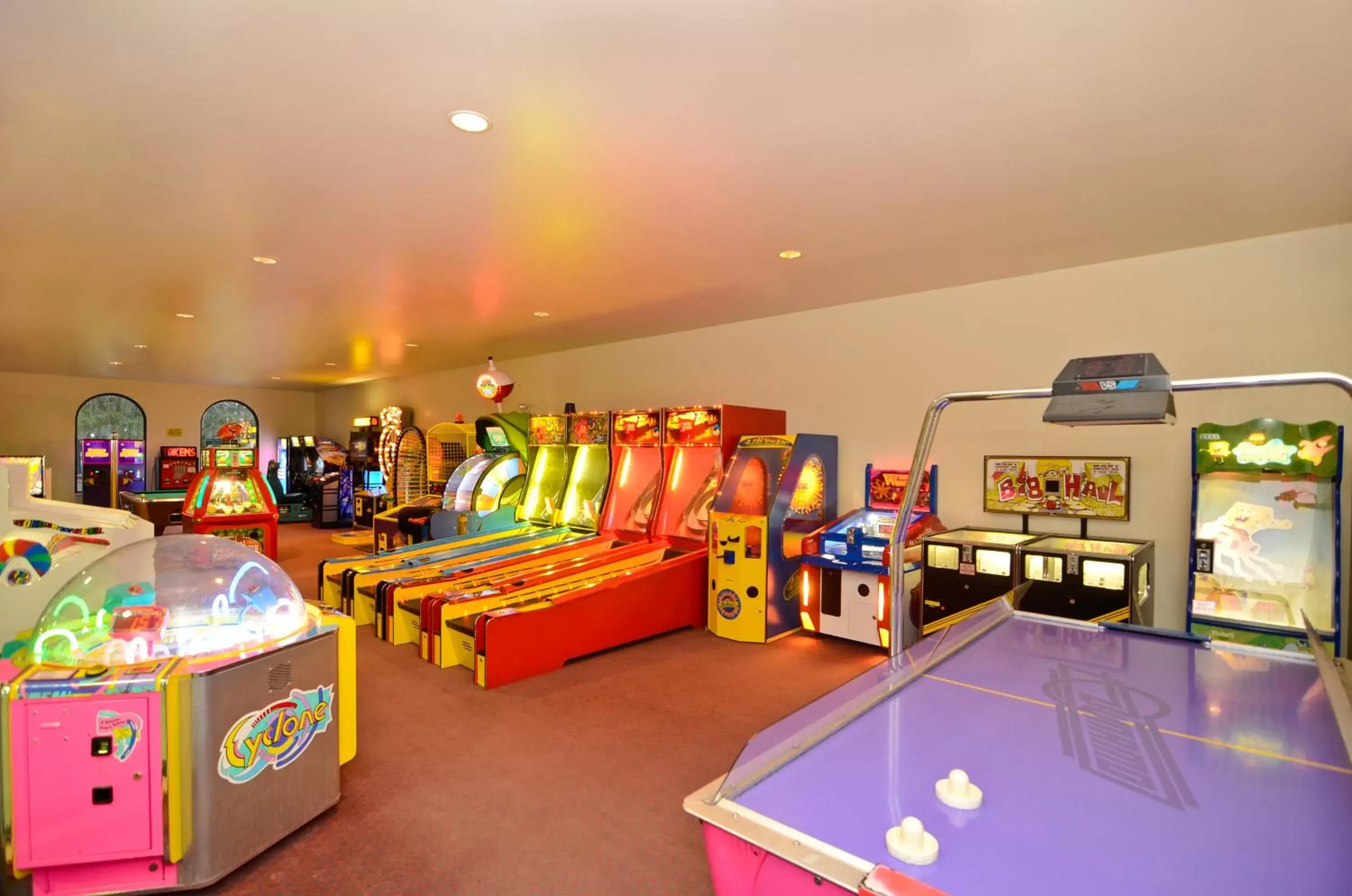 Game Room, Casino in Atlantis Family Waterpark Hotel