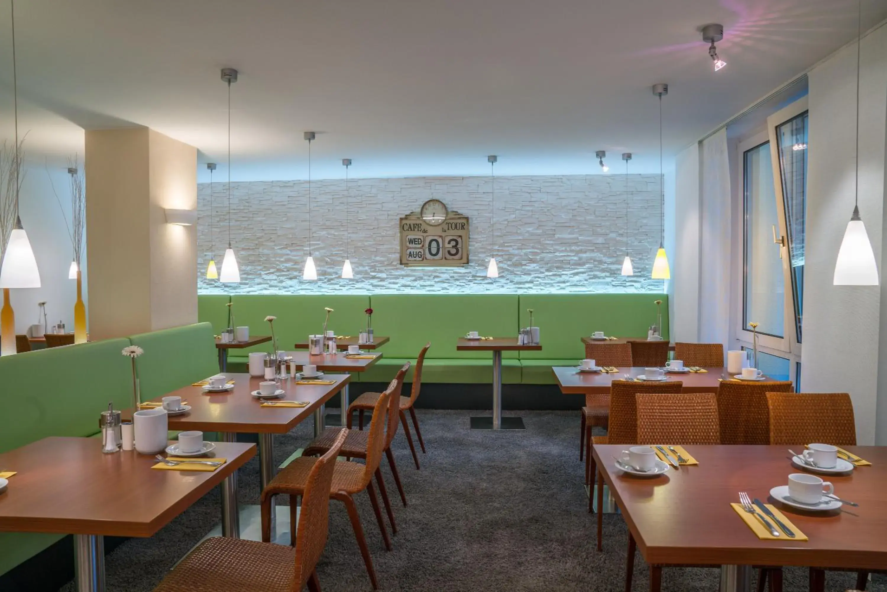 Restaurant/Places to Eat in Apartmenthotel Residenz Steinenbronn