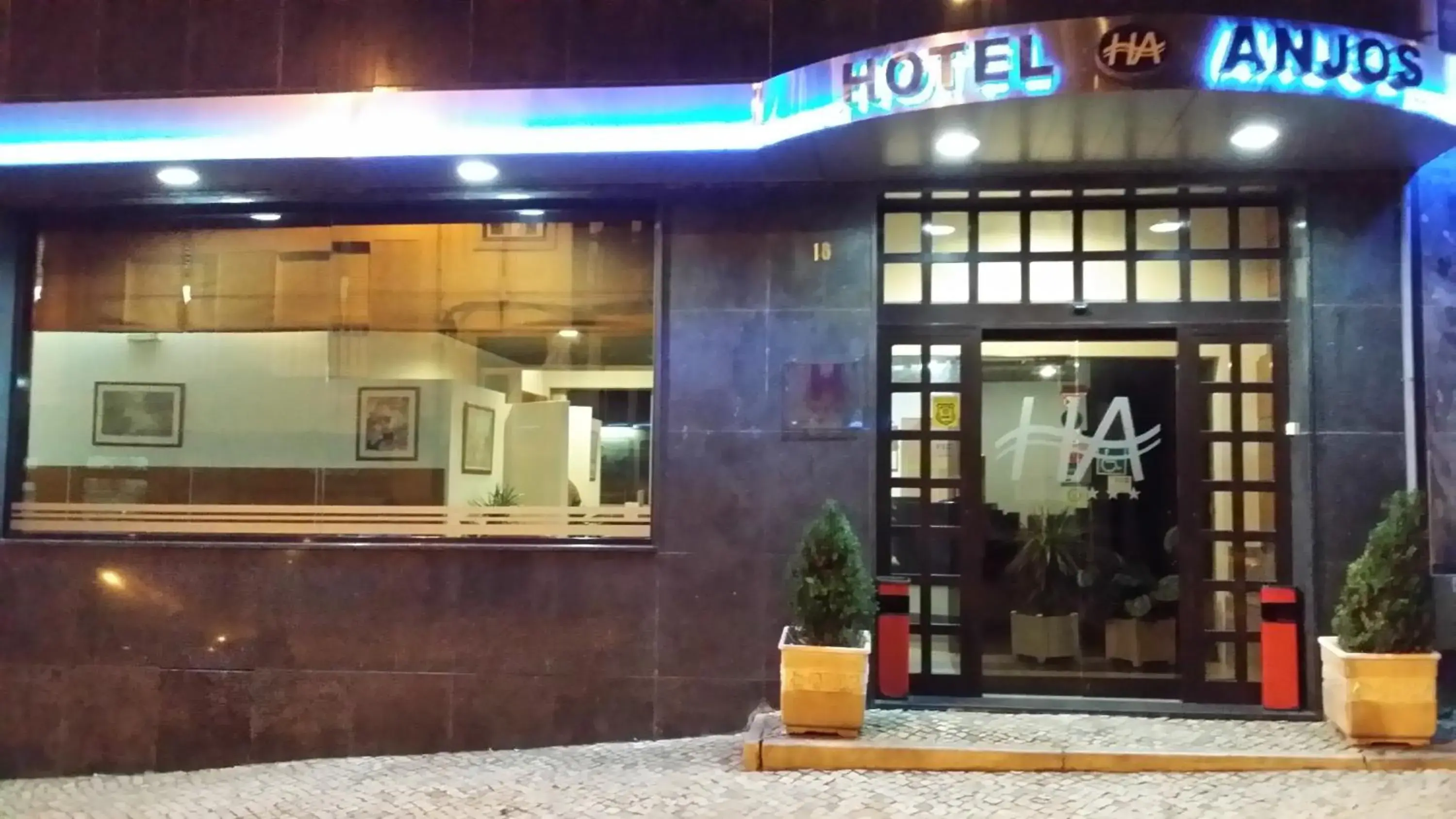 Facade/entrance in Hotel Anjos