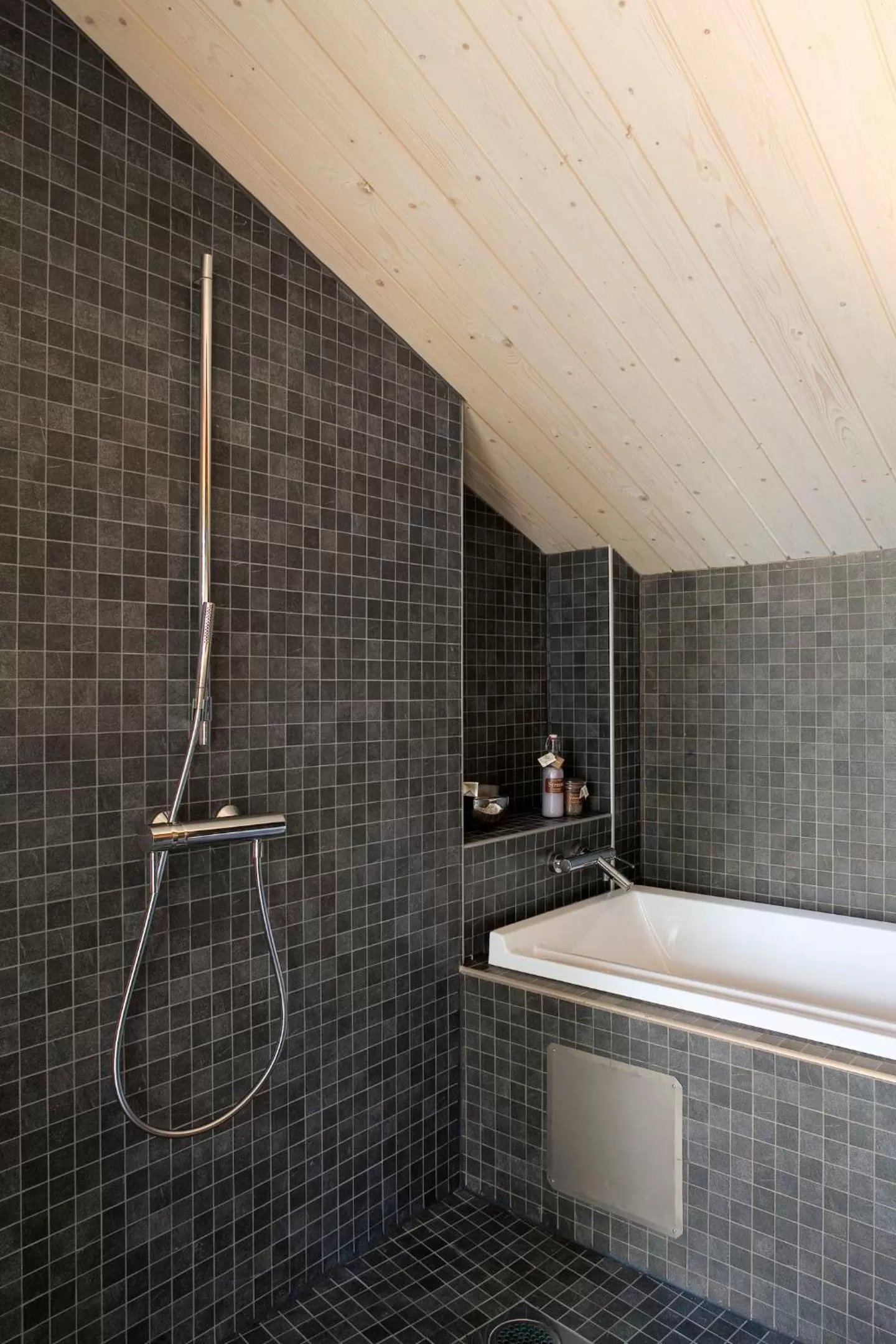 Bathroom in Saimaanranta Resort by Anttolanhovi