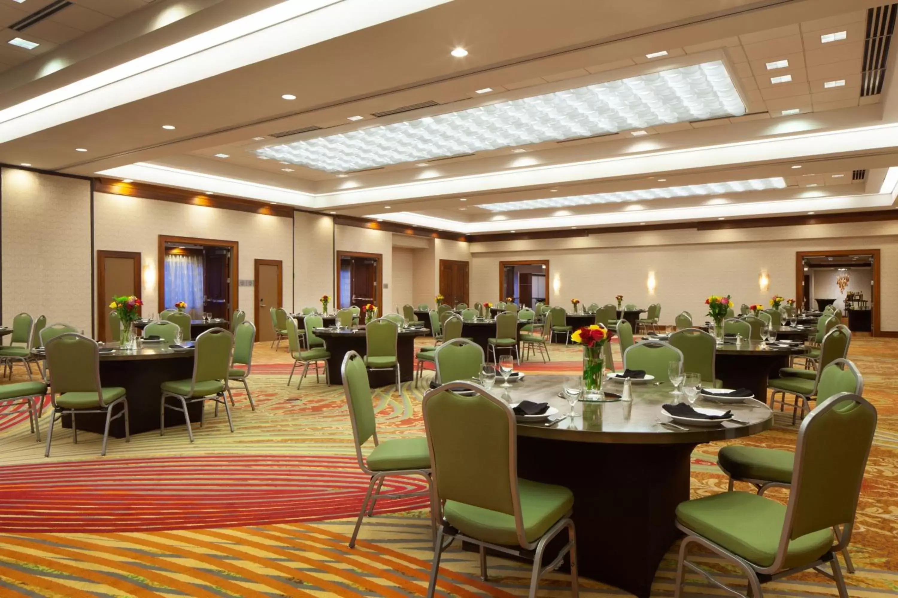 Meeting/conference room, Restaurant/Places to Eat in Marriott Memphis East