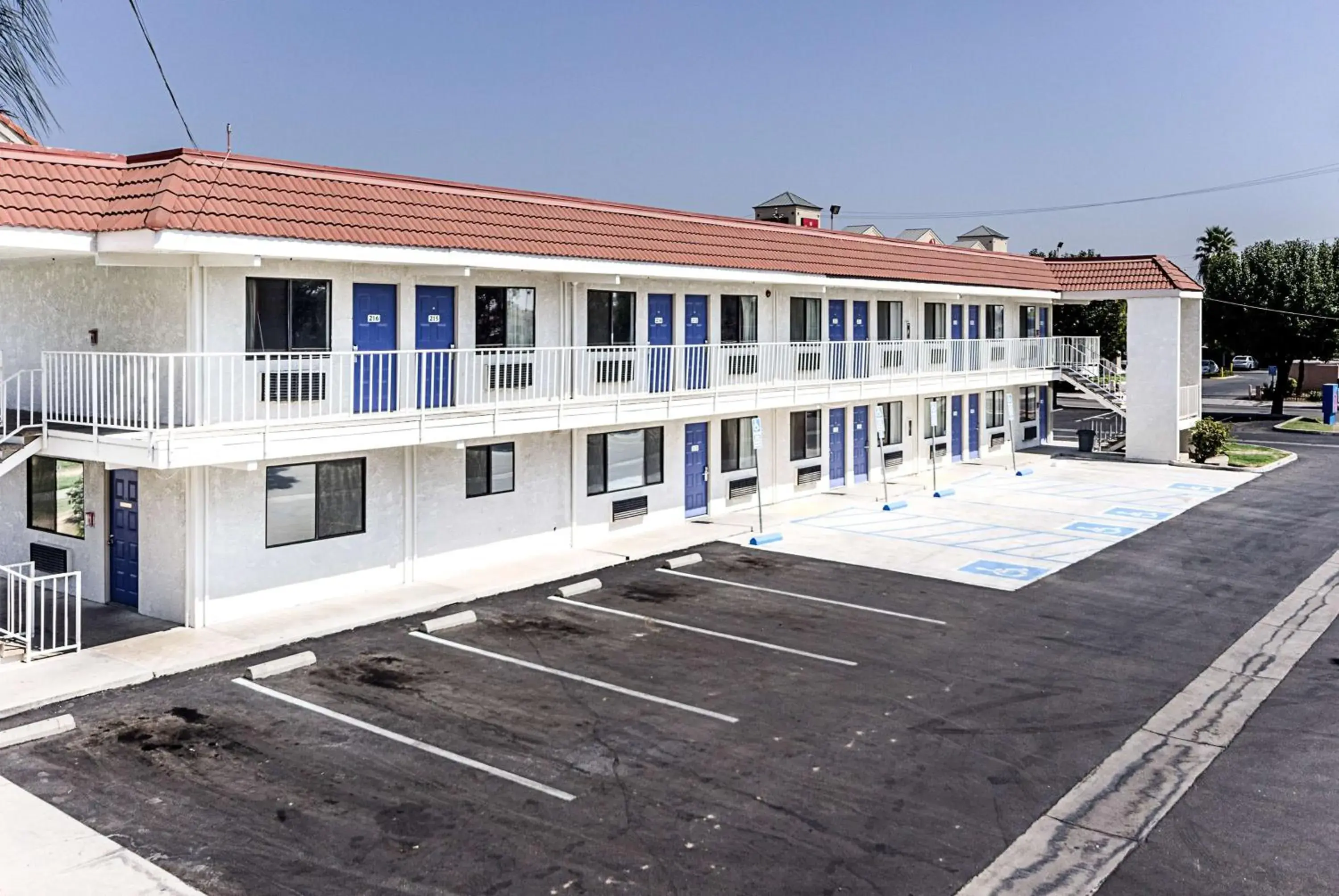 Property building in Motel 6-Fresno, CA Property building in Motel 6-Fresno, CA