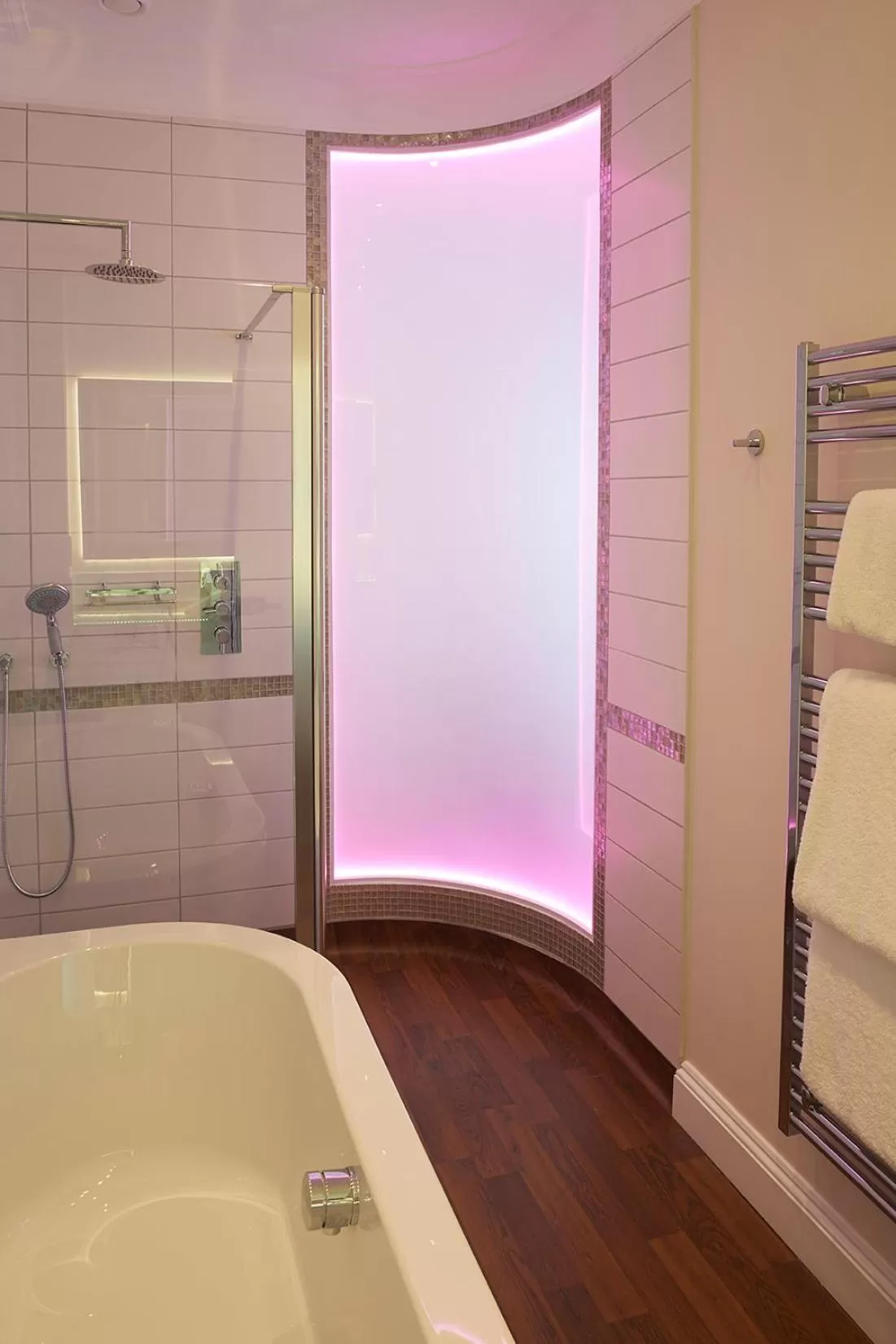 Bathroom in The Bell Inn Hotel