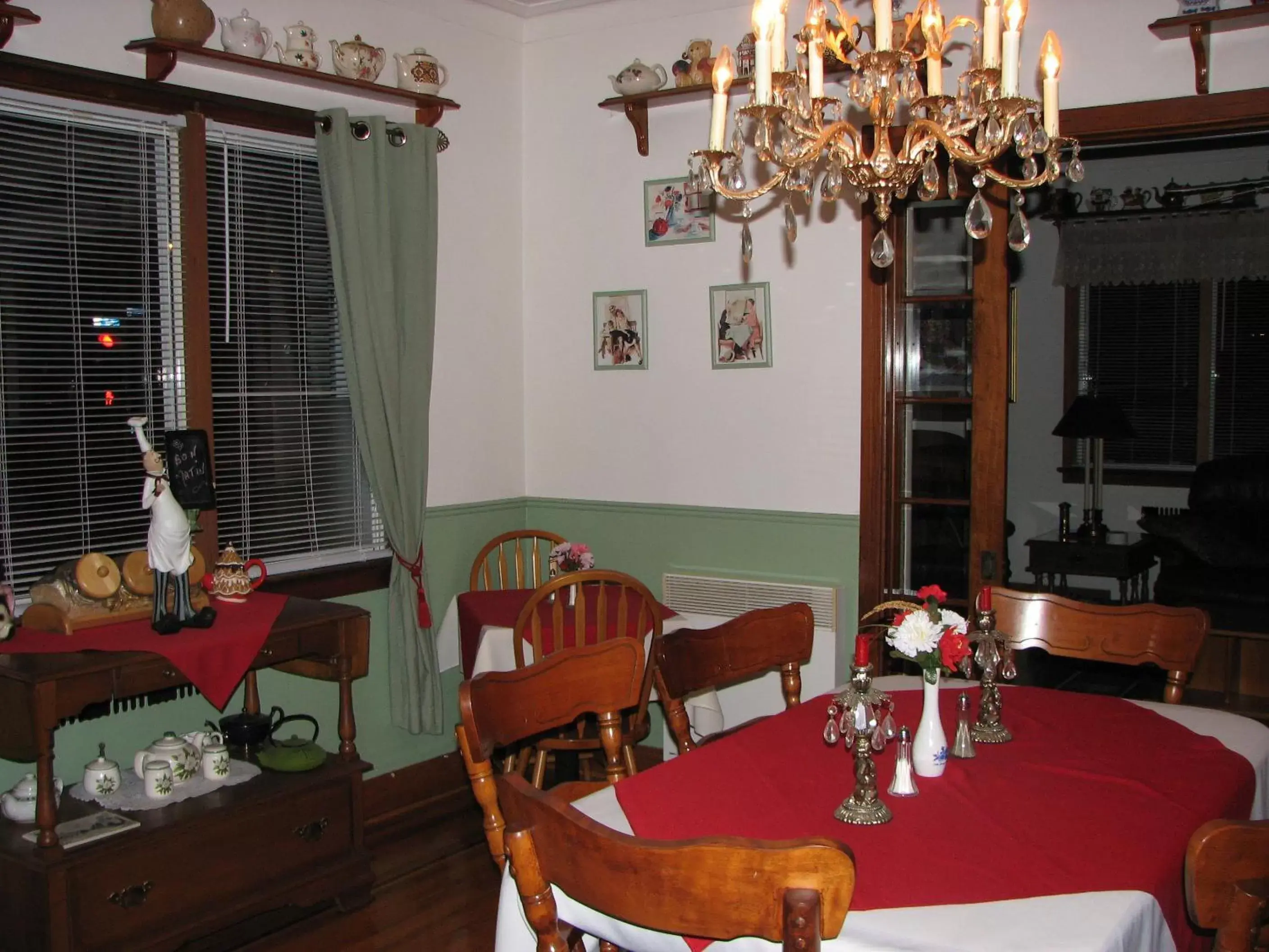 Dining area, Restaurant/Places to Eat in Magnolia B&B