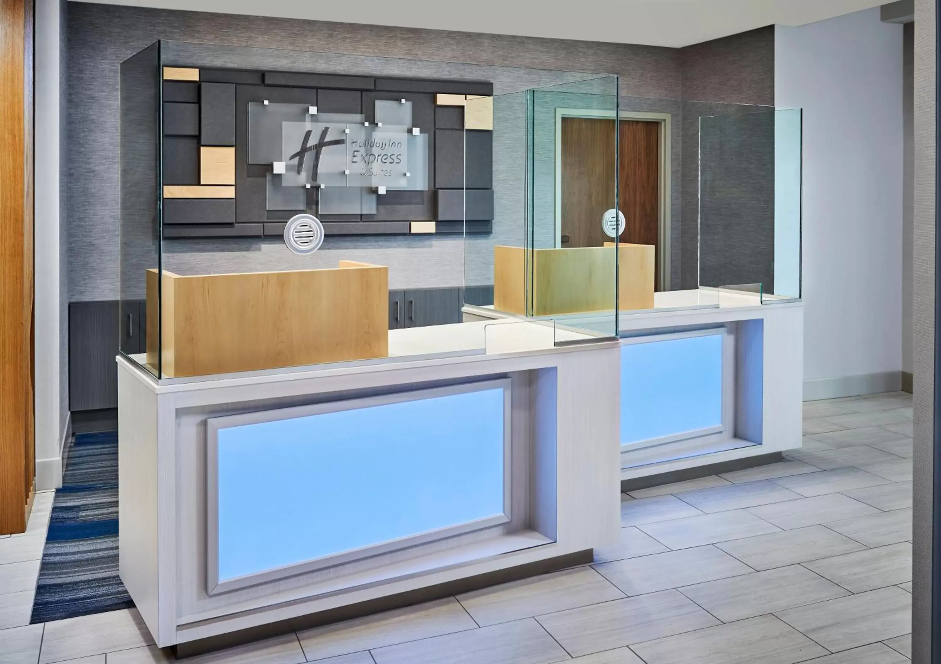 Lobby or reception, Lobby/Reception in Holiday Inn Express & Suites Windsor East - Lakeshore, an IHG Hotel