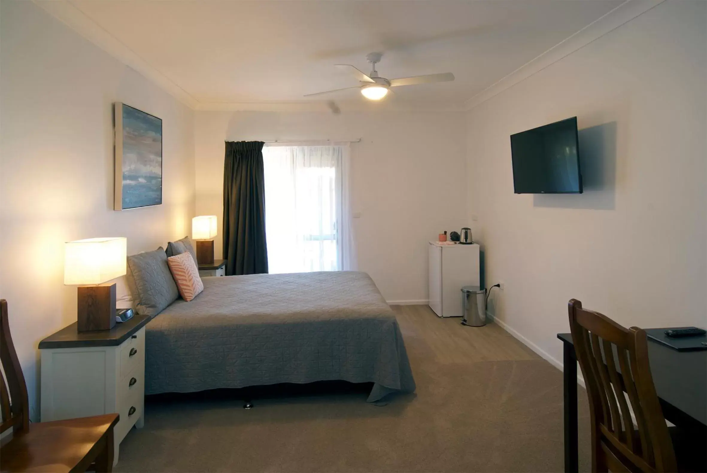 Photo of the whole room in Riverside Rest Nambucca Heads