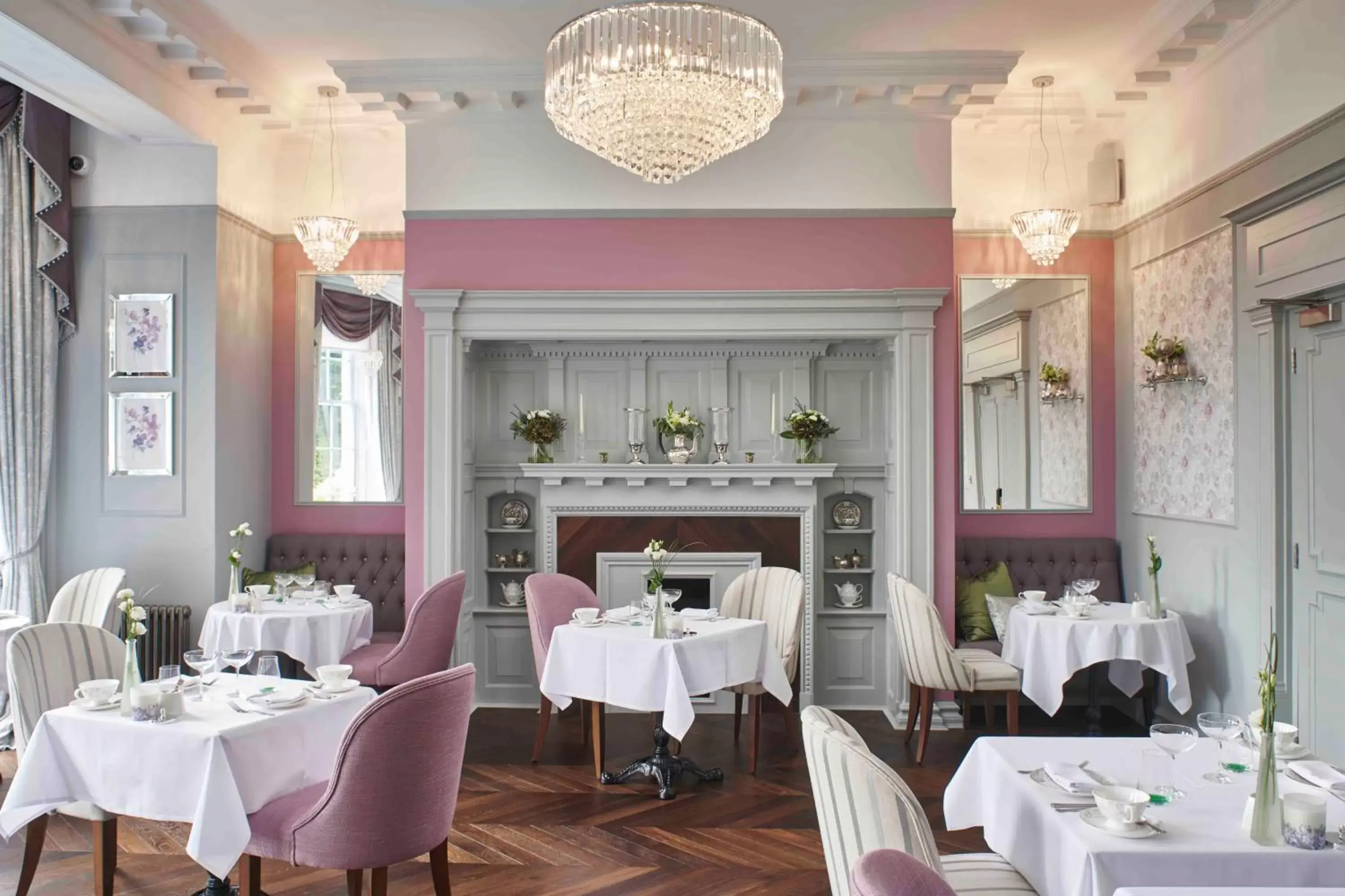 Restaurant/Places to Eat in Burnham Beeches Hotel