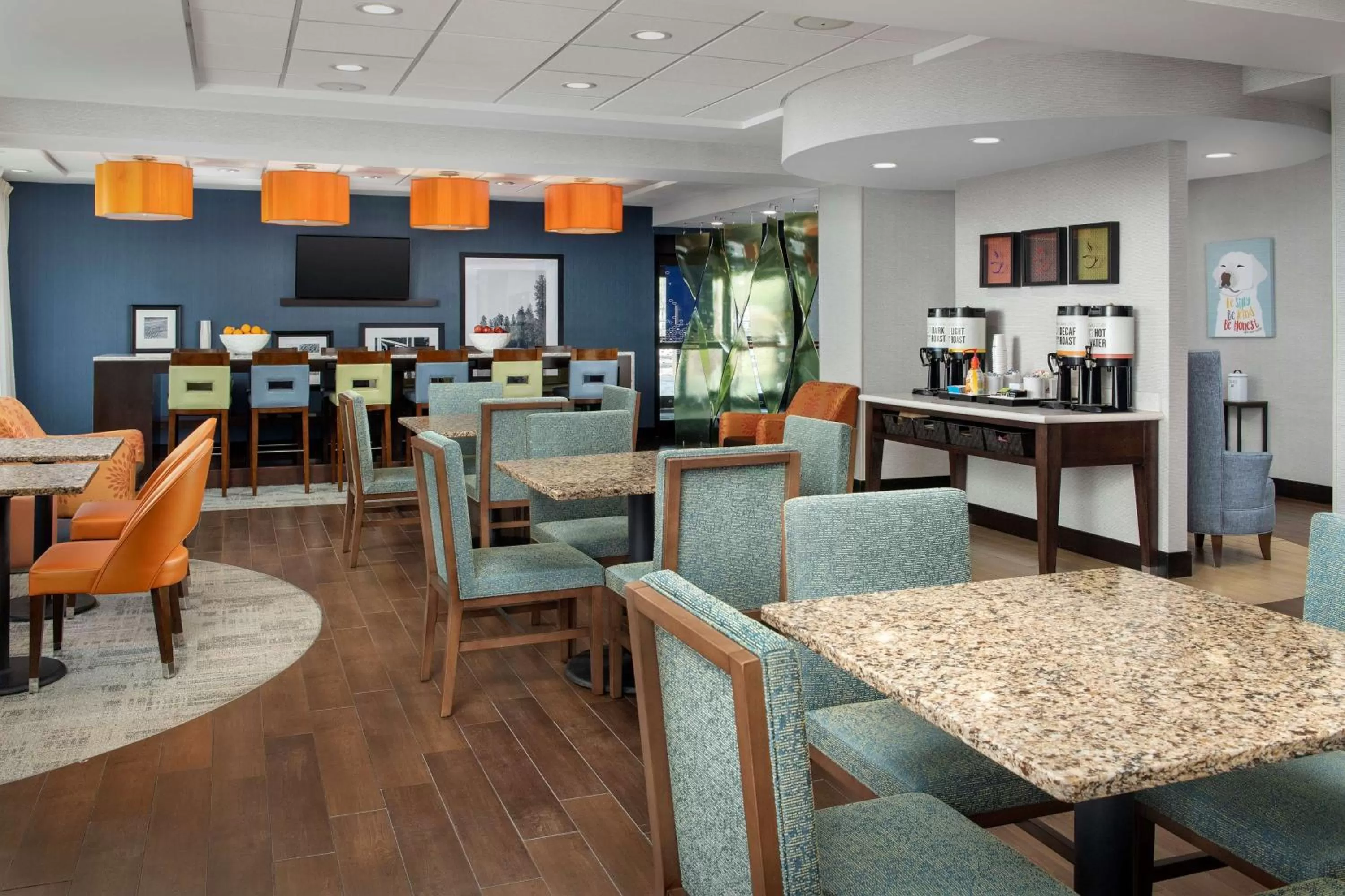 Breakfast in Hampton Inn Knoxville Clinton I-75