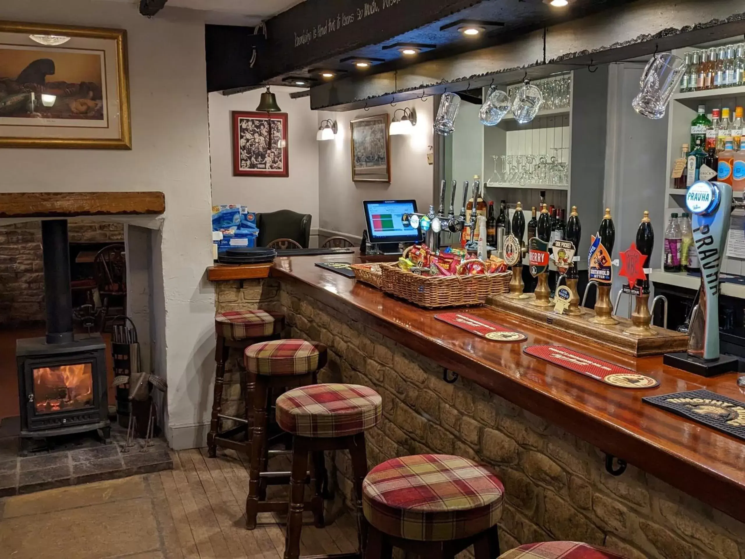 Lounge or bar in Cowpers Oak
