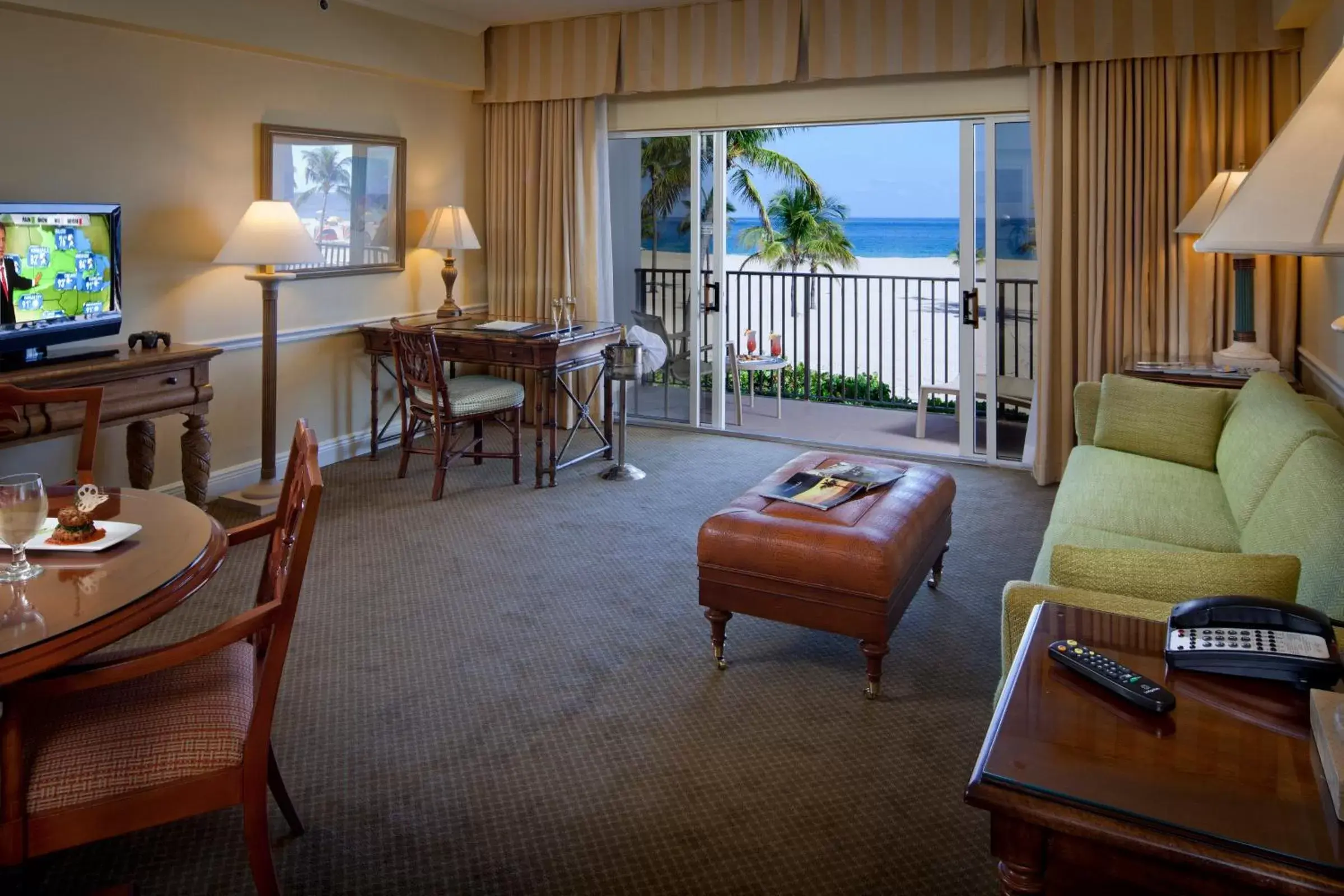Balcony/Terrace in The Lago Mar Beach Resort and Club