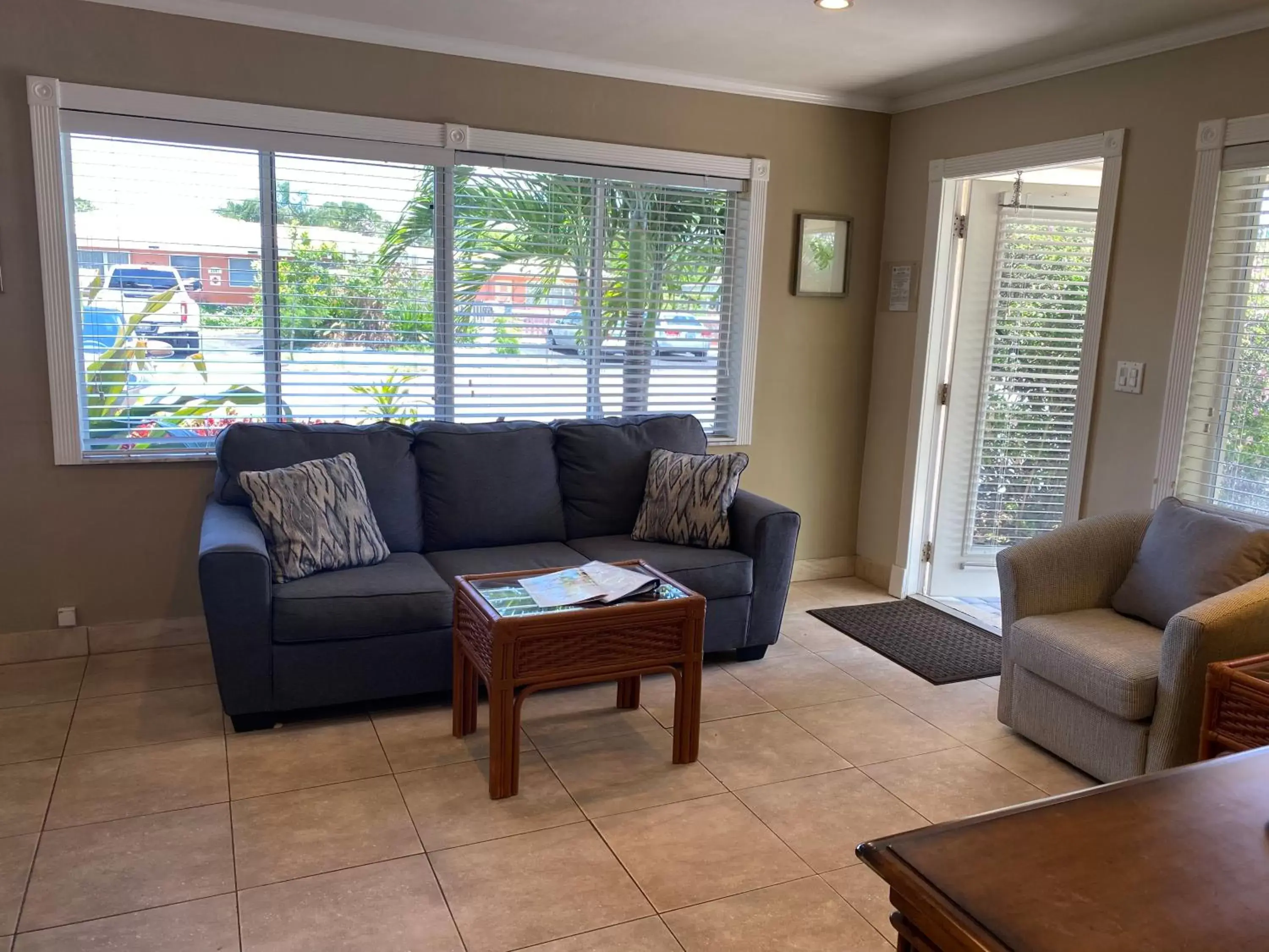Living room, Lobby/Reception in Casitas Coral Ridge