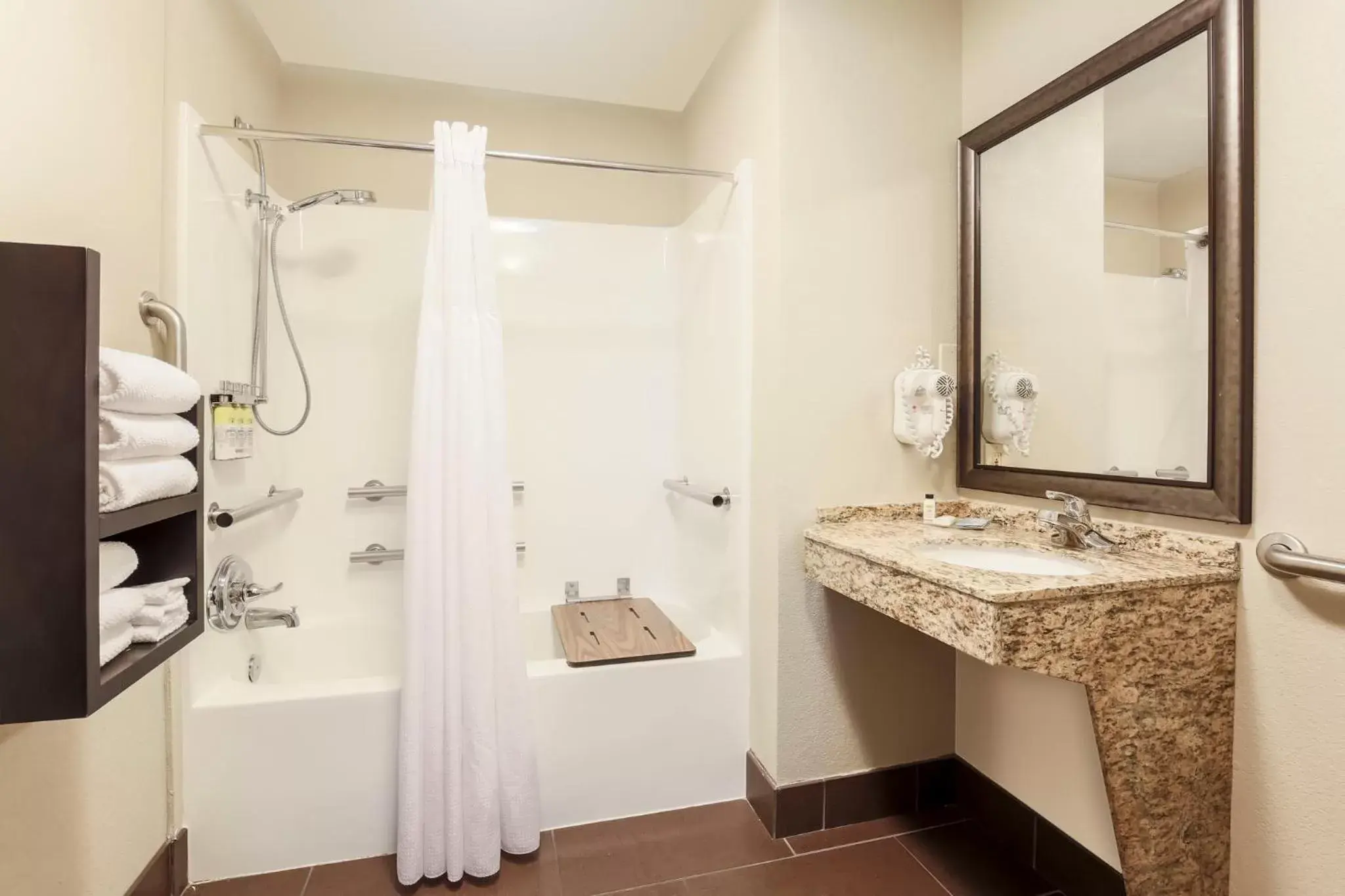 Bathroom in Staybridge Suites Columbus-Dublin, an IHG Hotel