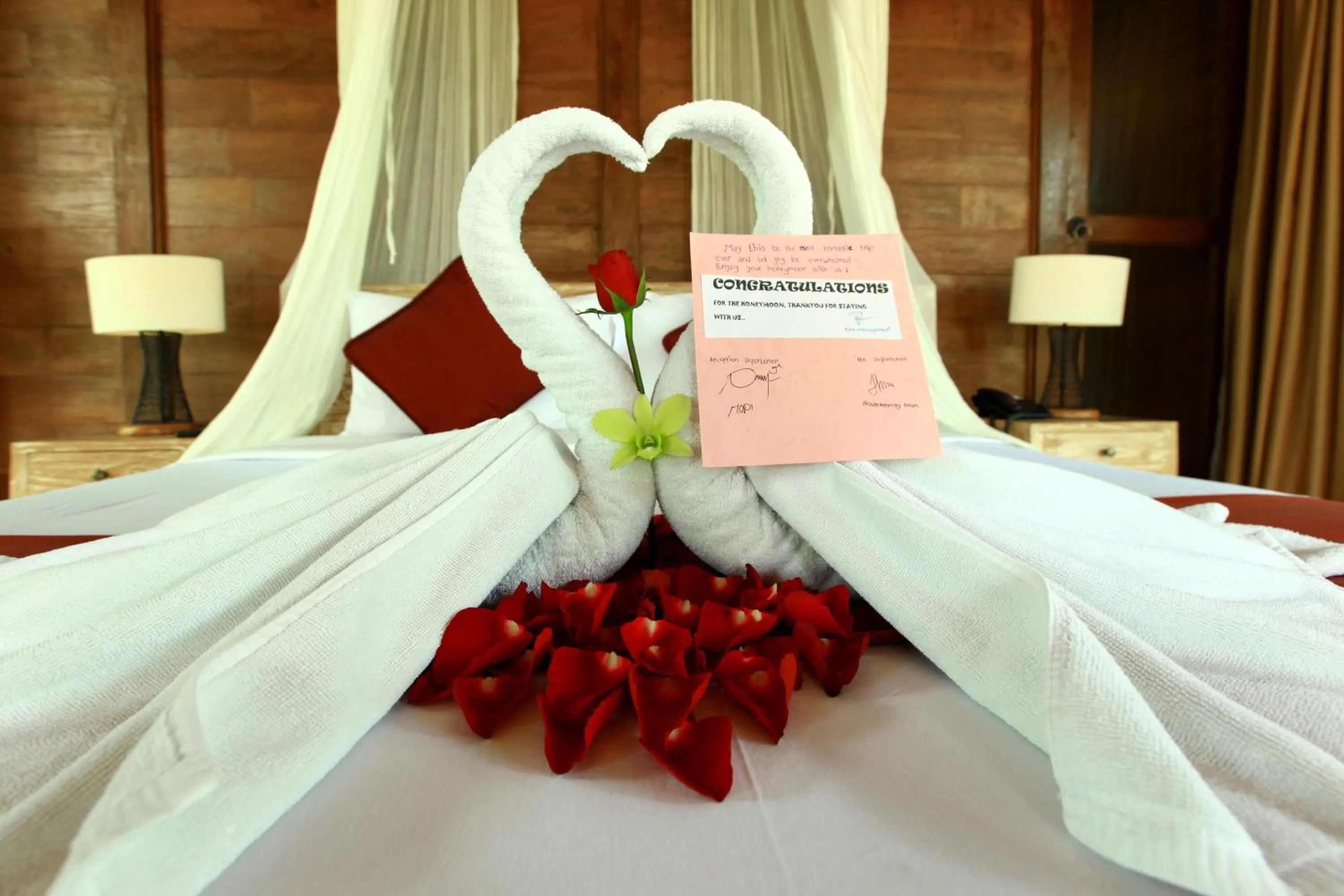 Bed in Ubud Heaven Sayan