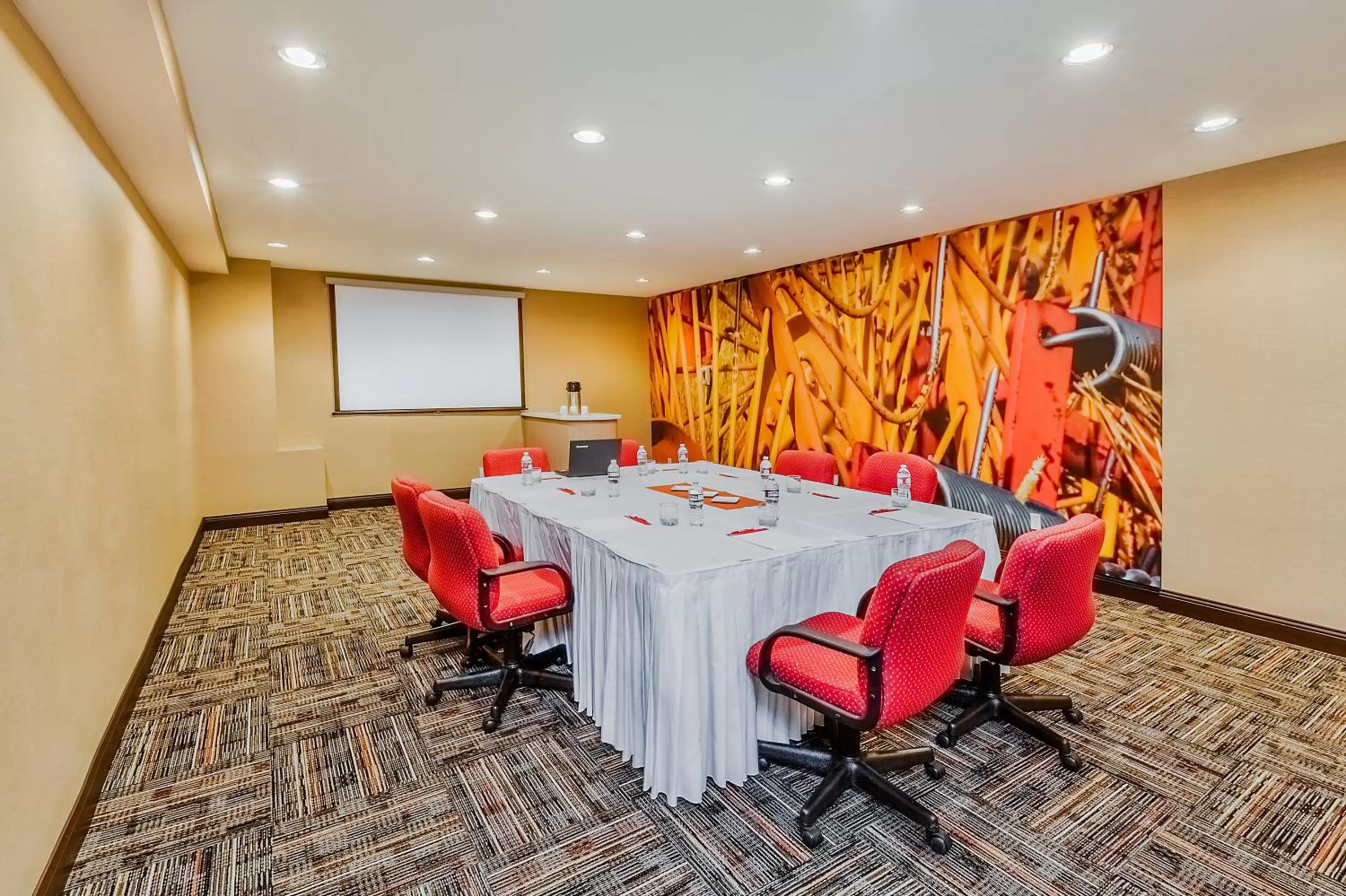 Meeting/conference room in Hotel Indigo Anaheim by IHG