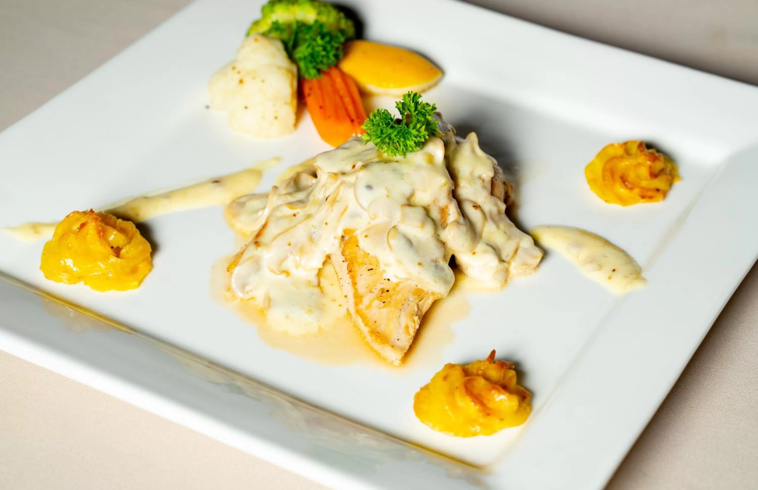 Restaurant/places to eat in Authentic Khmer Village Resort