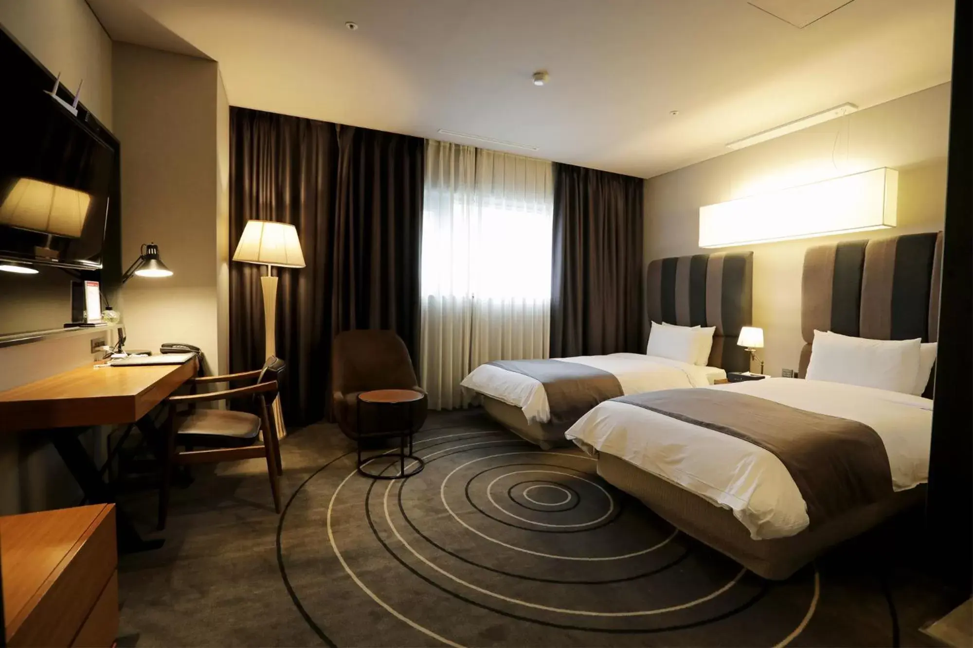 Bedroom, Bed in Best Louis Hamilton Hotel Haeundae