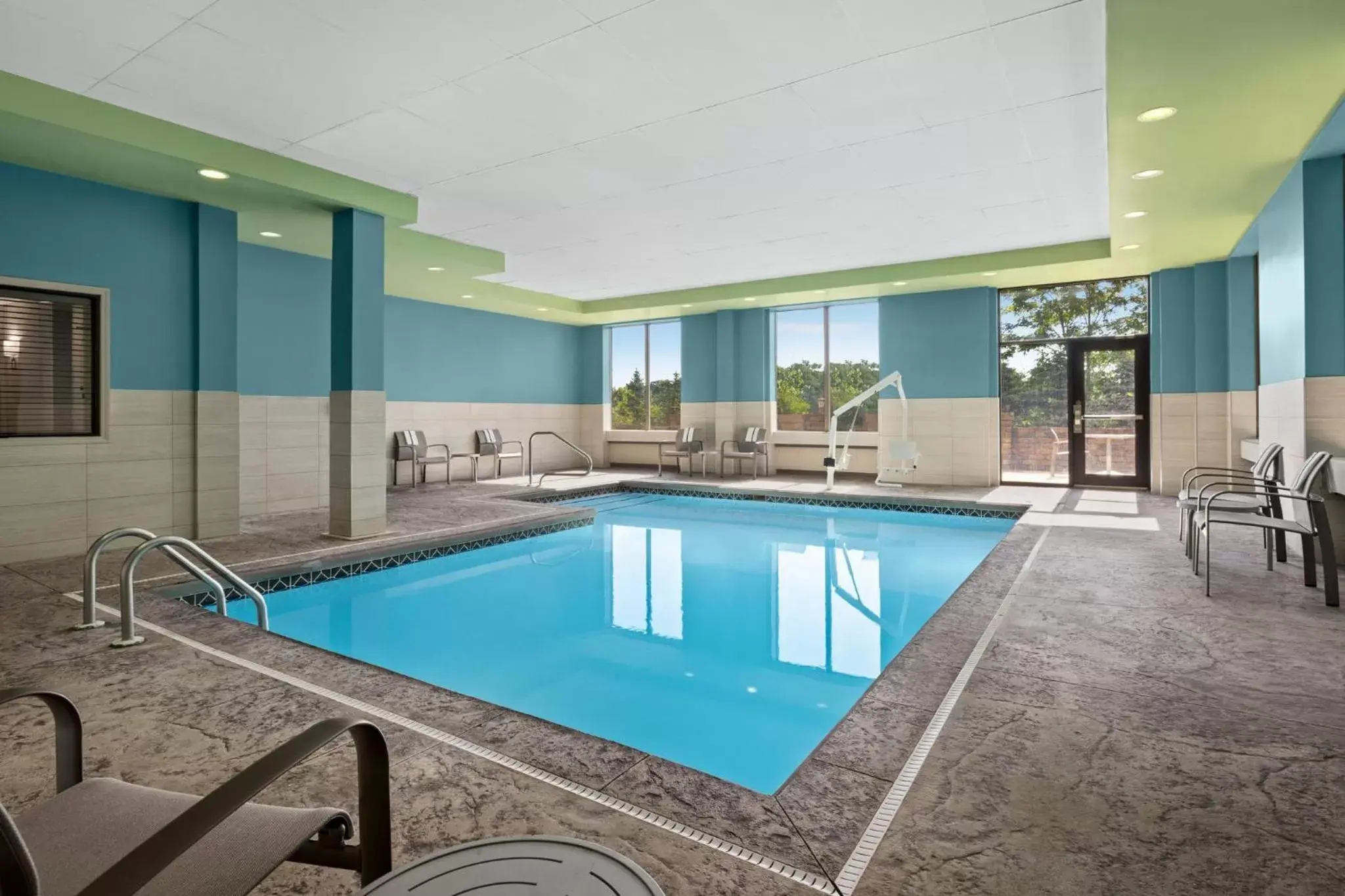 Swimming Pool in Holiday Inn Express Hotel and Suites Akron South-Airport Area, an IHG Hotel