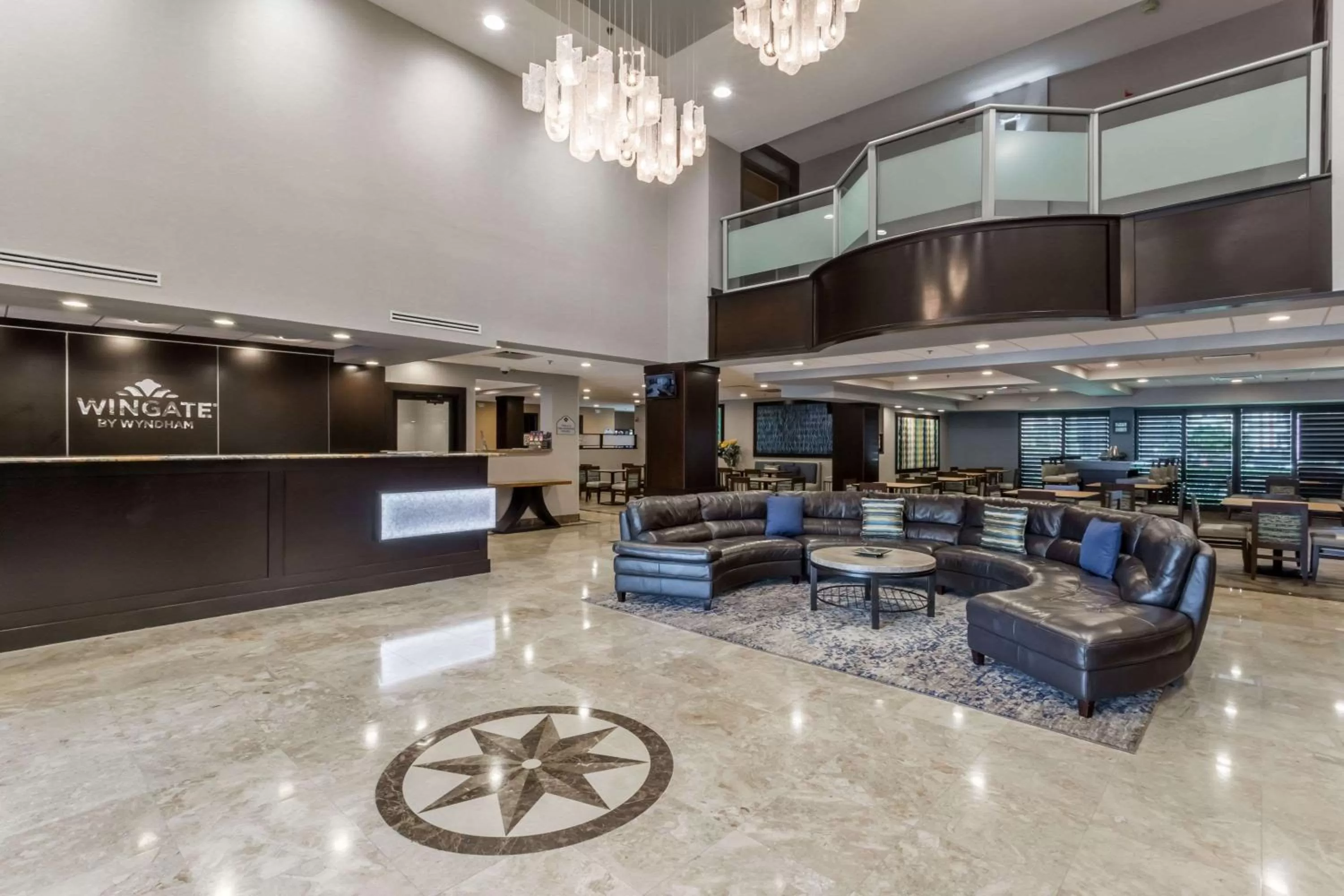 Lobby or reception in Wingate by Wyndham, Universal Studios - Free Theme Park Shuttle