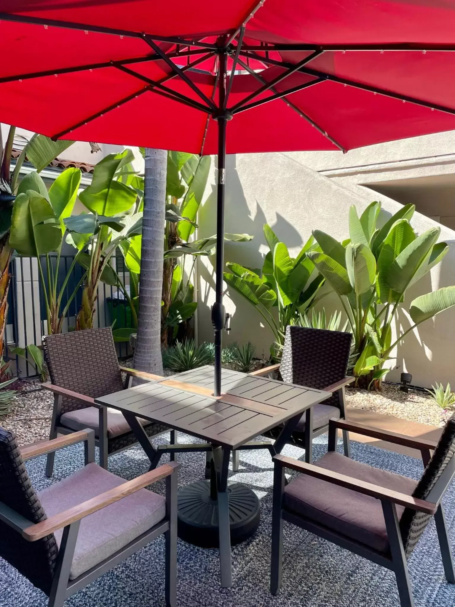 Balcony/Terrace in Beachside Inn