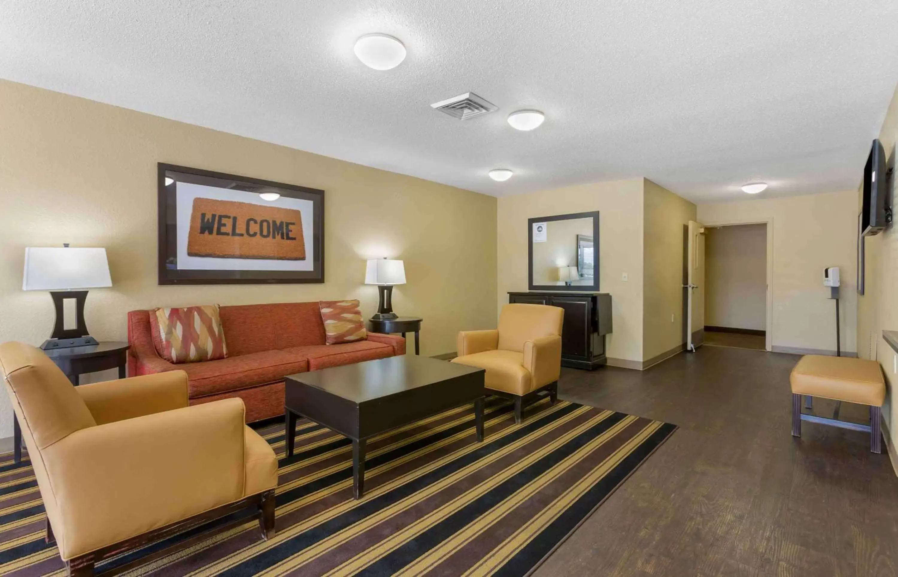 Lobby or reception, Seating Area in Extended Stay America Suites - Toledo - Maumee