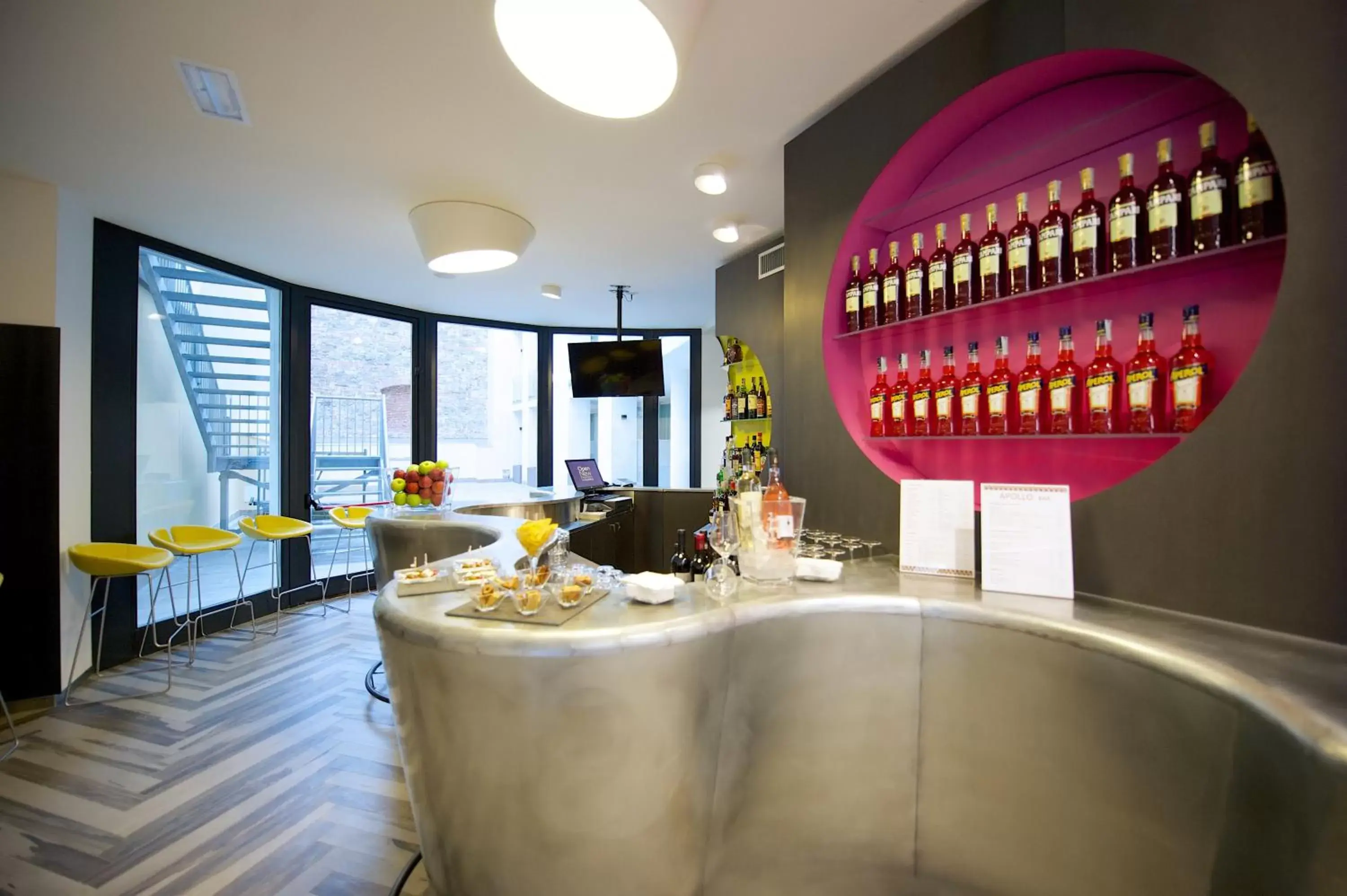 Lounge or bar in Mercure Firenze Centro