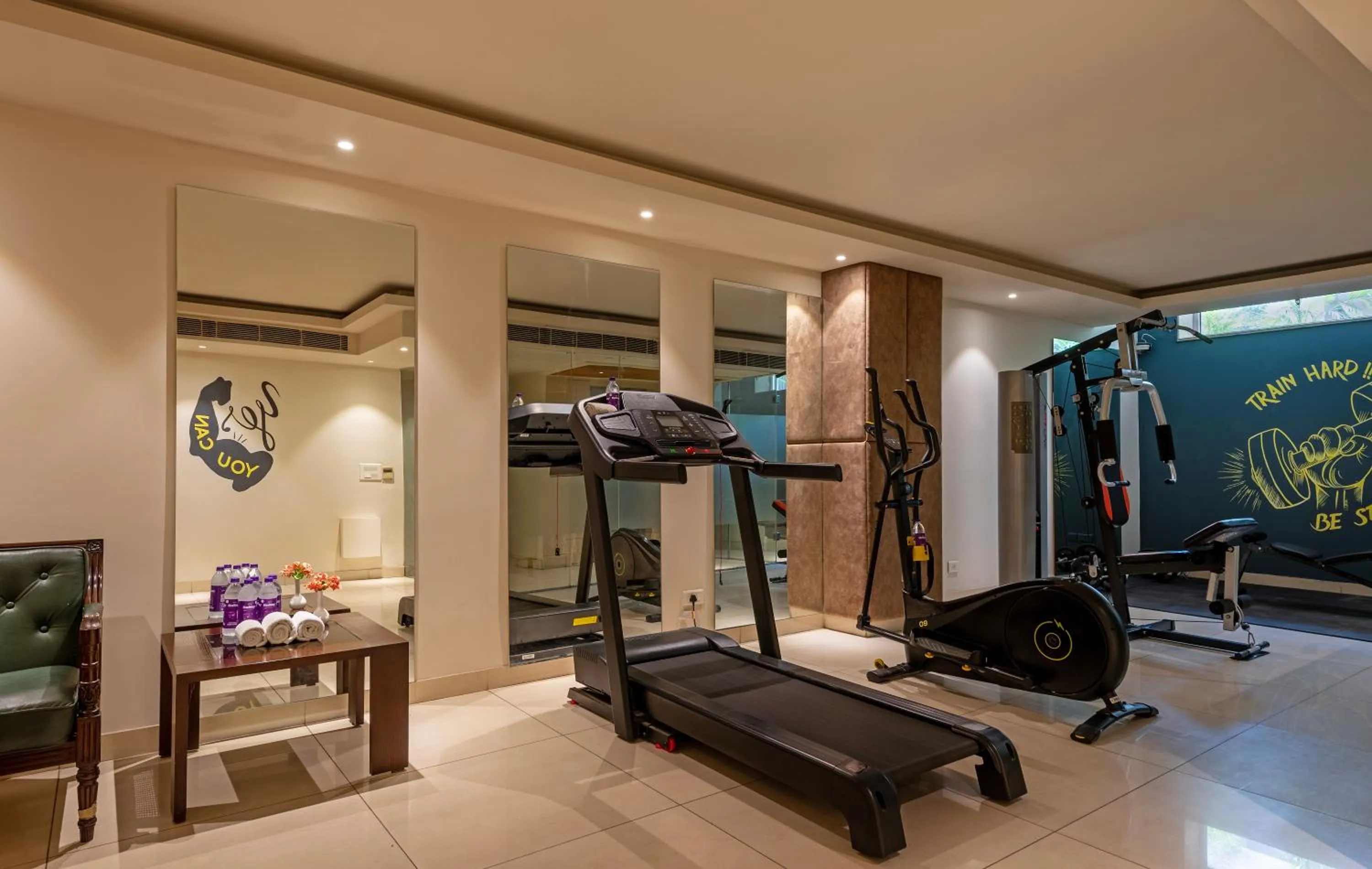 Fitness centre/facilities in Hotel Saket 27