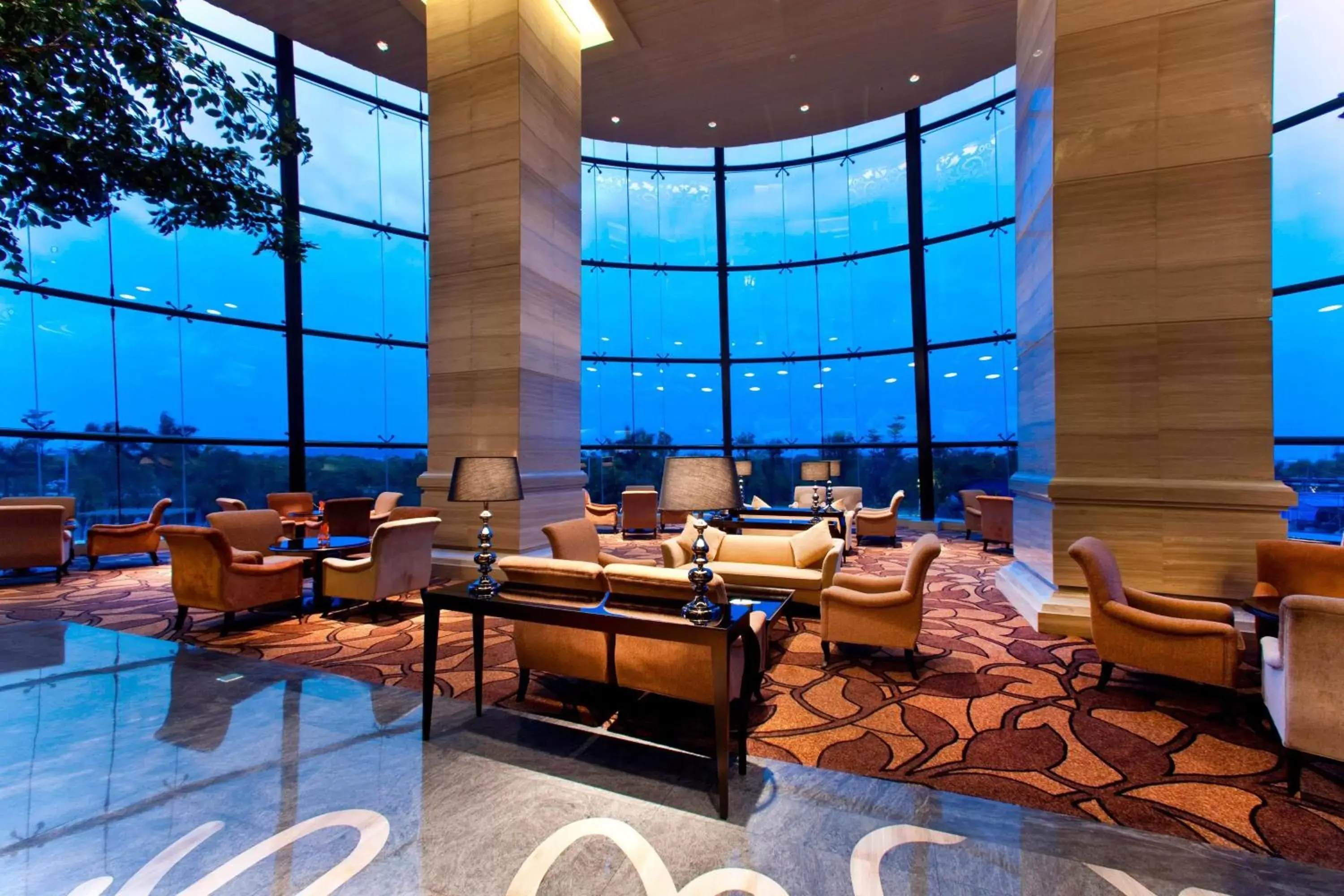 Lobby or reception in Sheraton Shunde Hotel