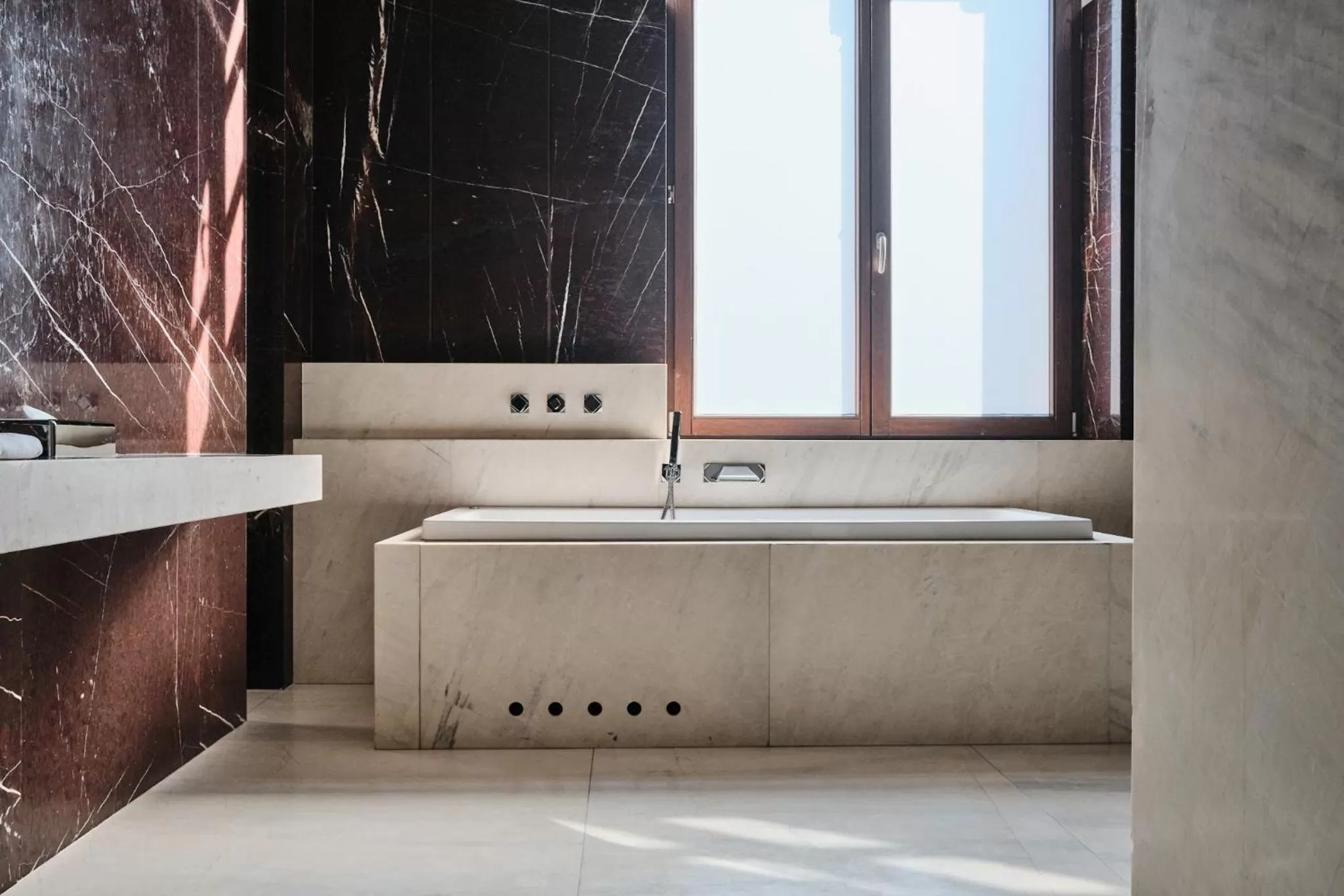 Bathroom in Hotel Monopol