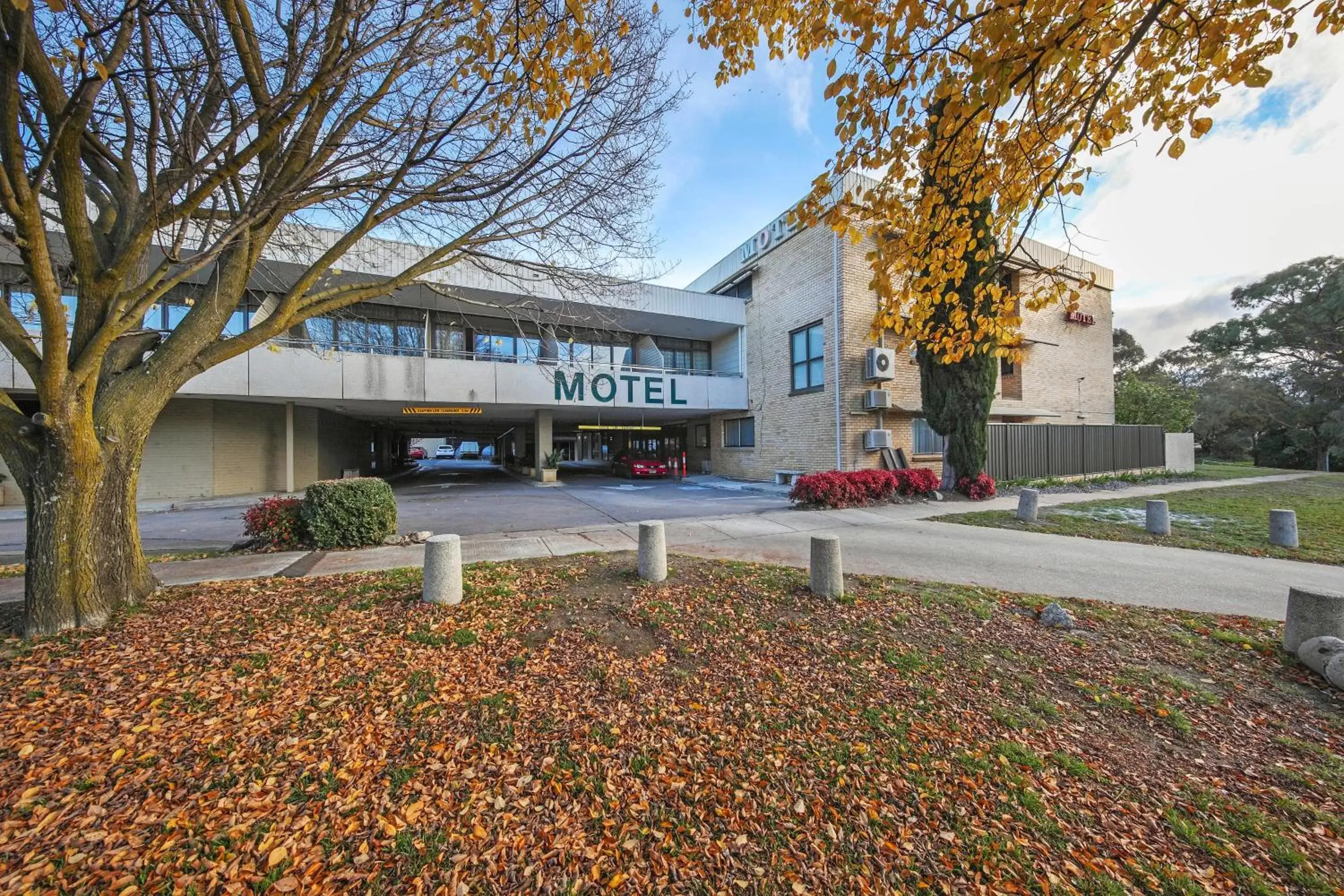 Property Building in Belconnen Way Hotel & Serviced Apartments