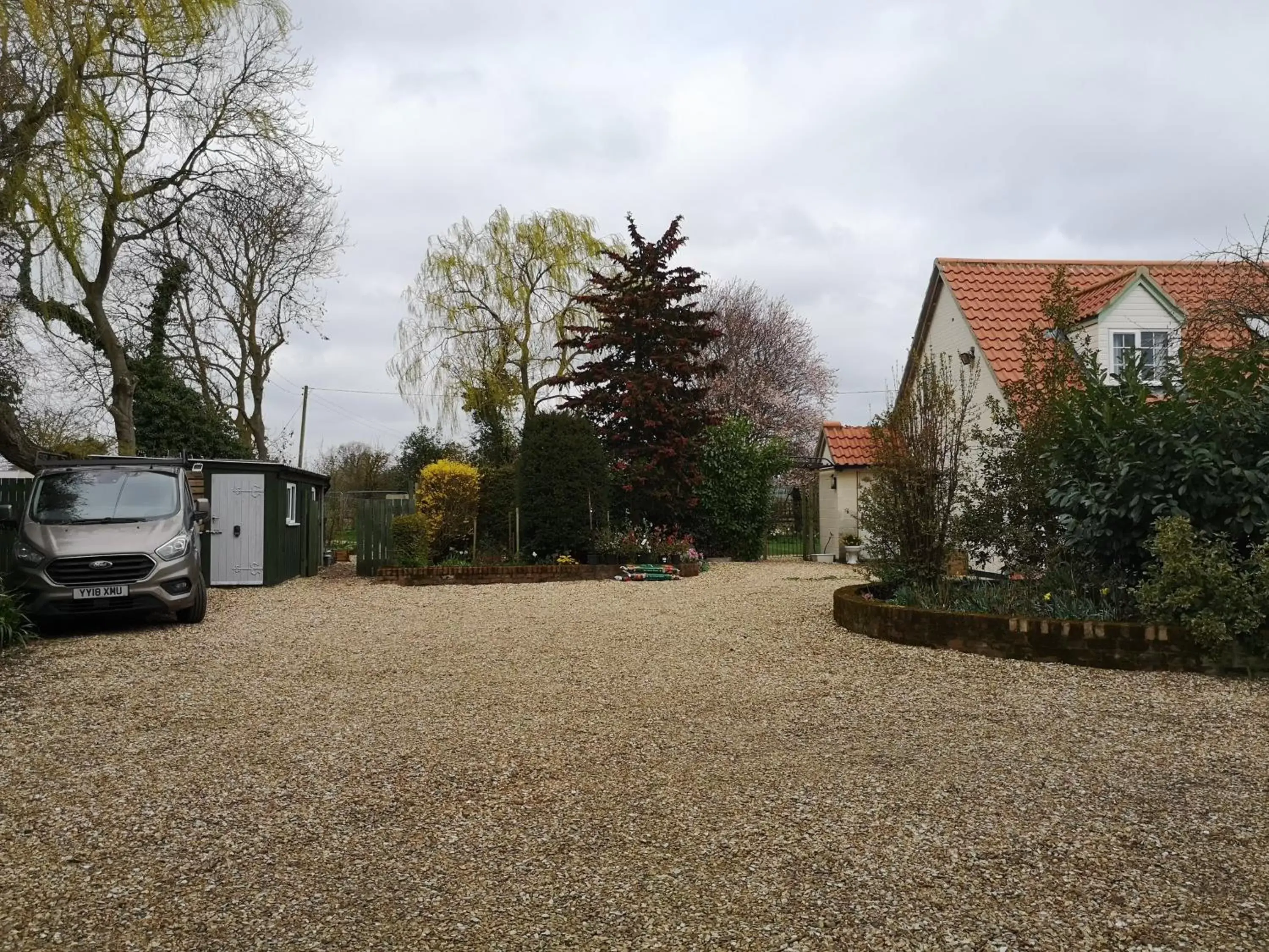 Parking, Property Building in White Cottage B and B