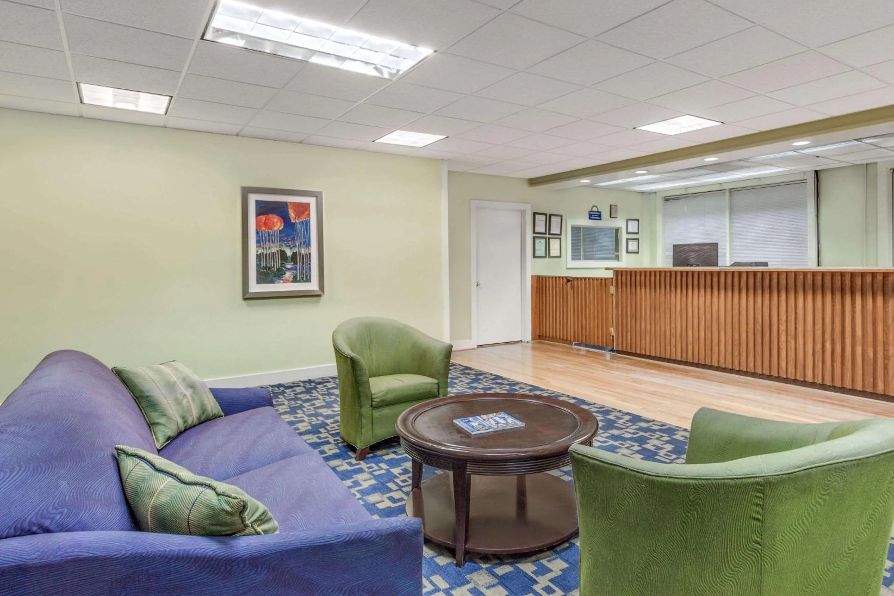 Lobby or reception in Days Inn by Wyndham Cullman
