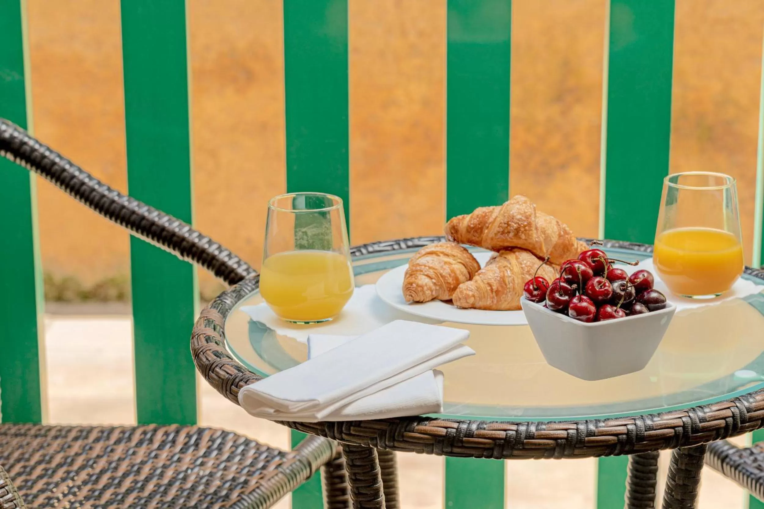 Continental breakfast in Hotel Dei Pini