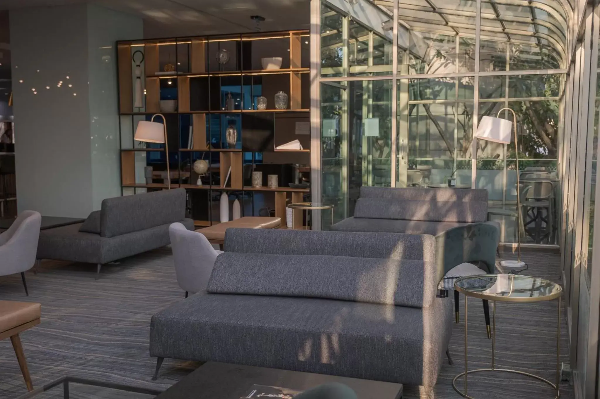 Lounge or bar in Holiday Inn Guadalajara Select by IHG Lounge or bar in Holiday Inn Guadalajara Select by IHG