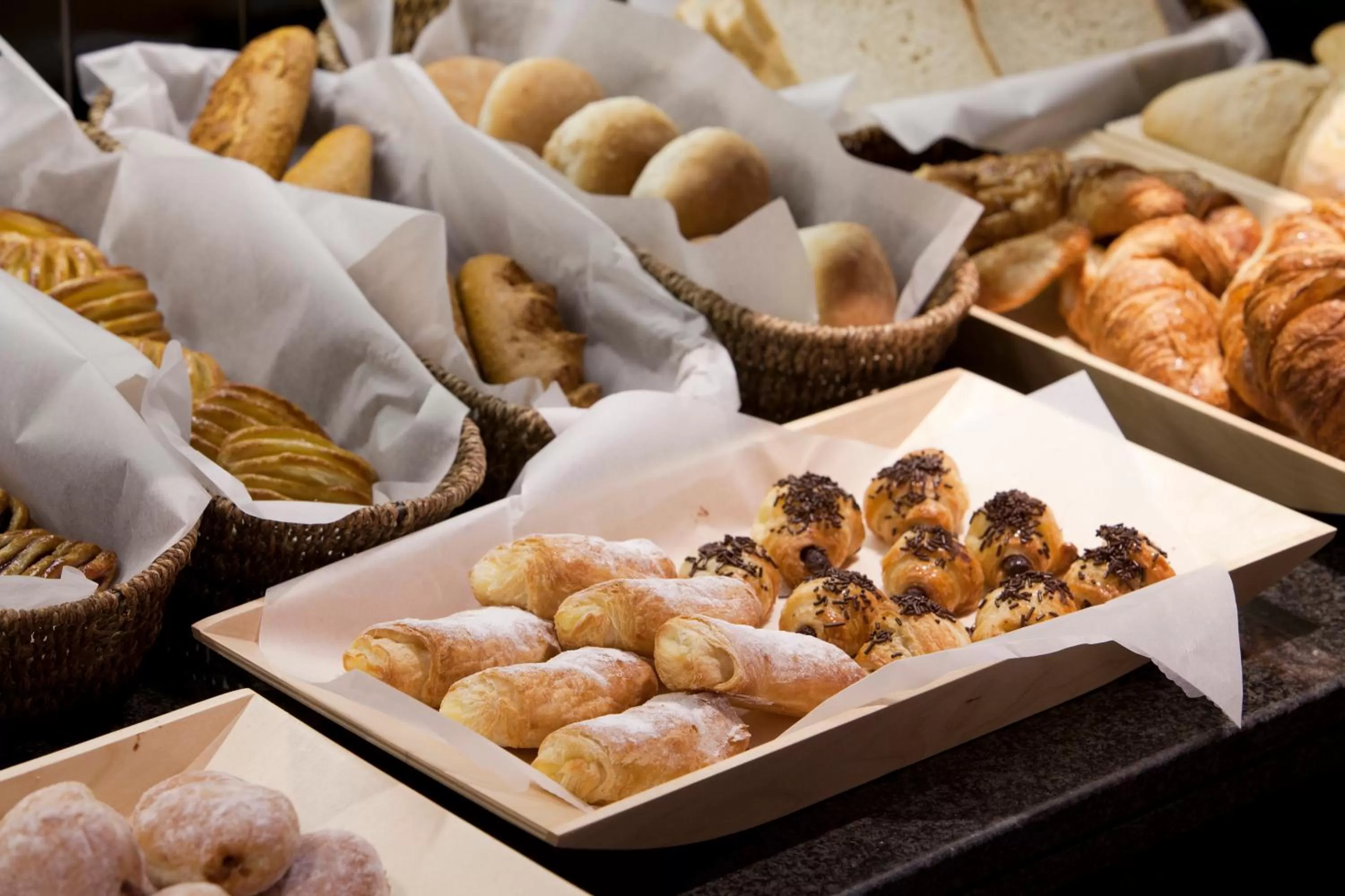 Food and drinks in Hotel Concordia Barcelona