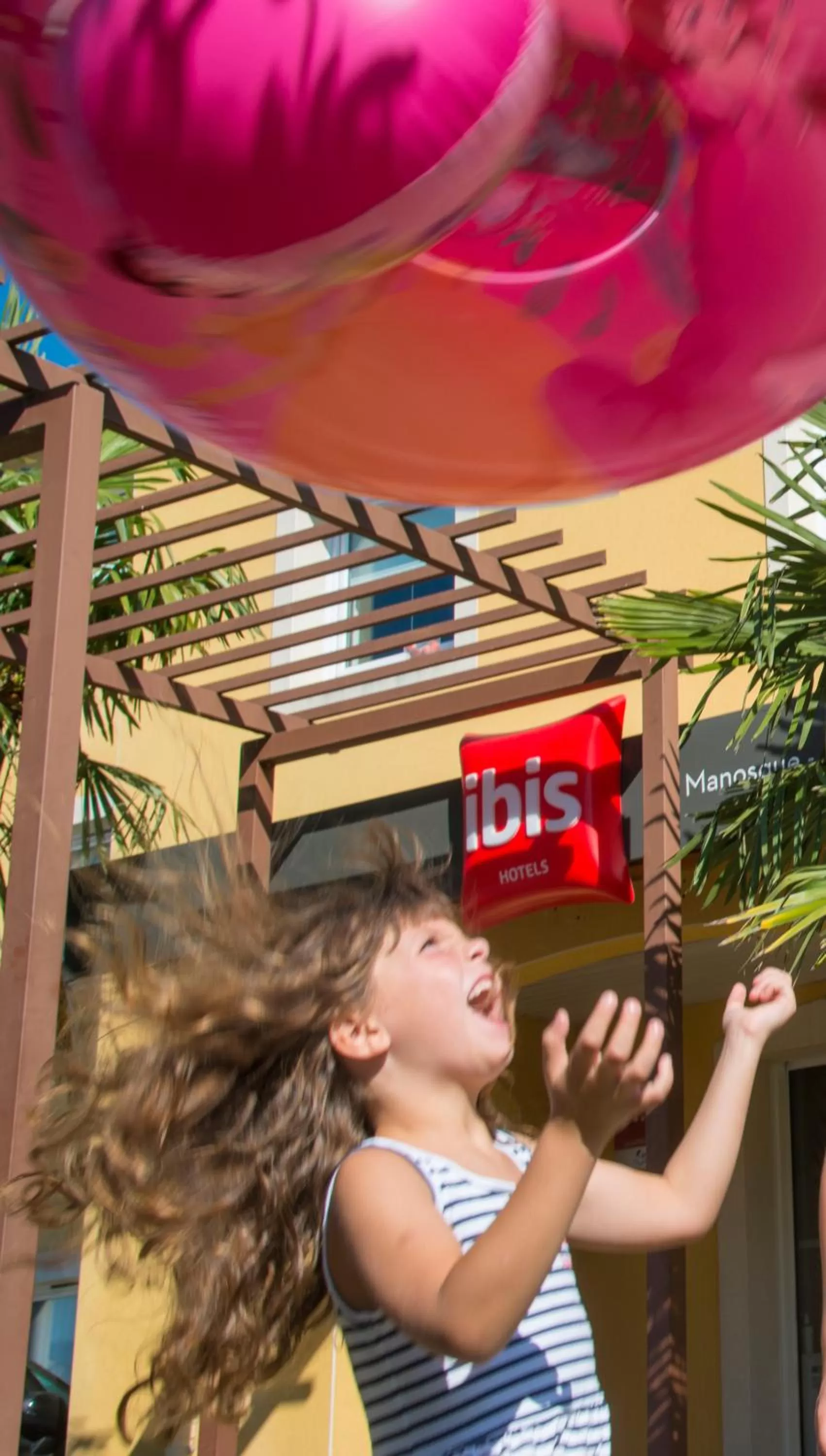 children in ibis Manosque Cadarache