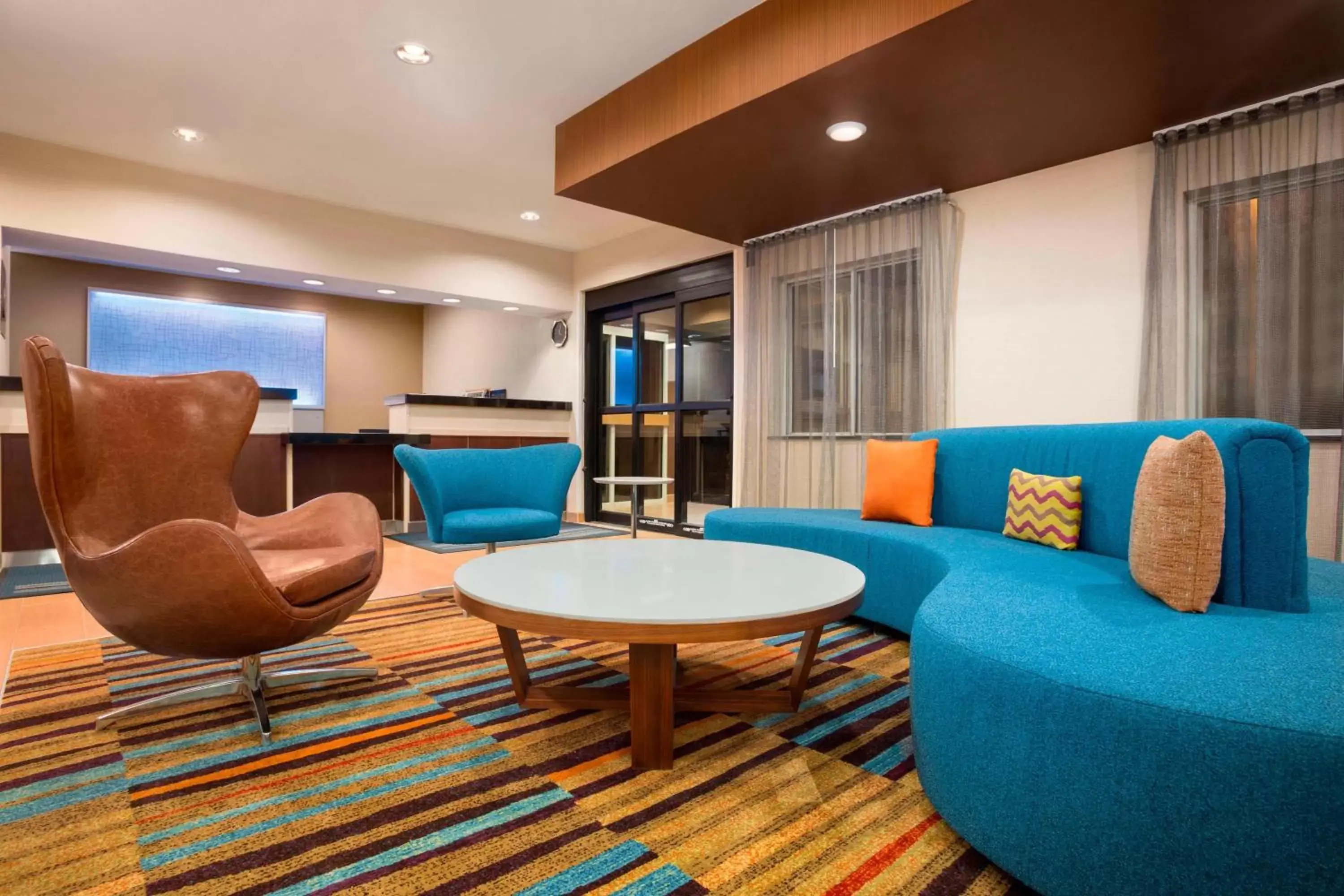 Lobby or reception, Seating Area in Fairfield Inn & Suites Minneapolis-St. Paul Airport