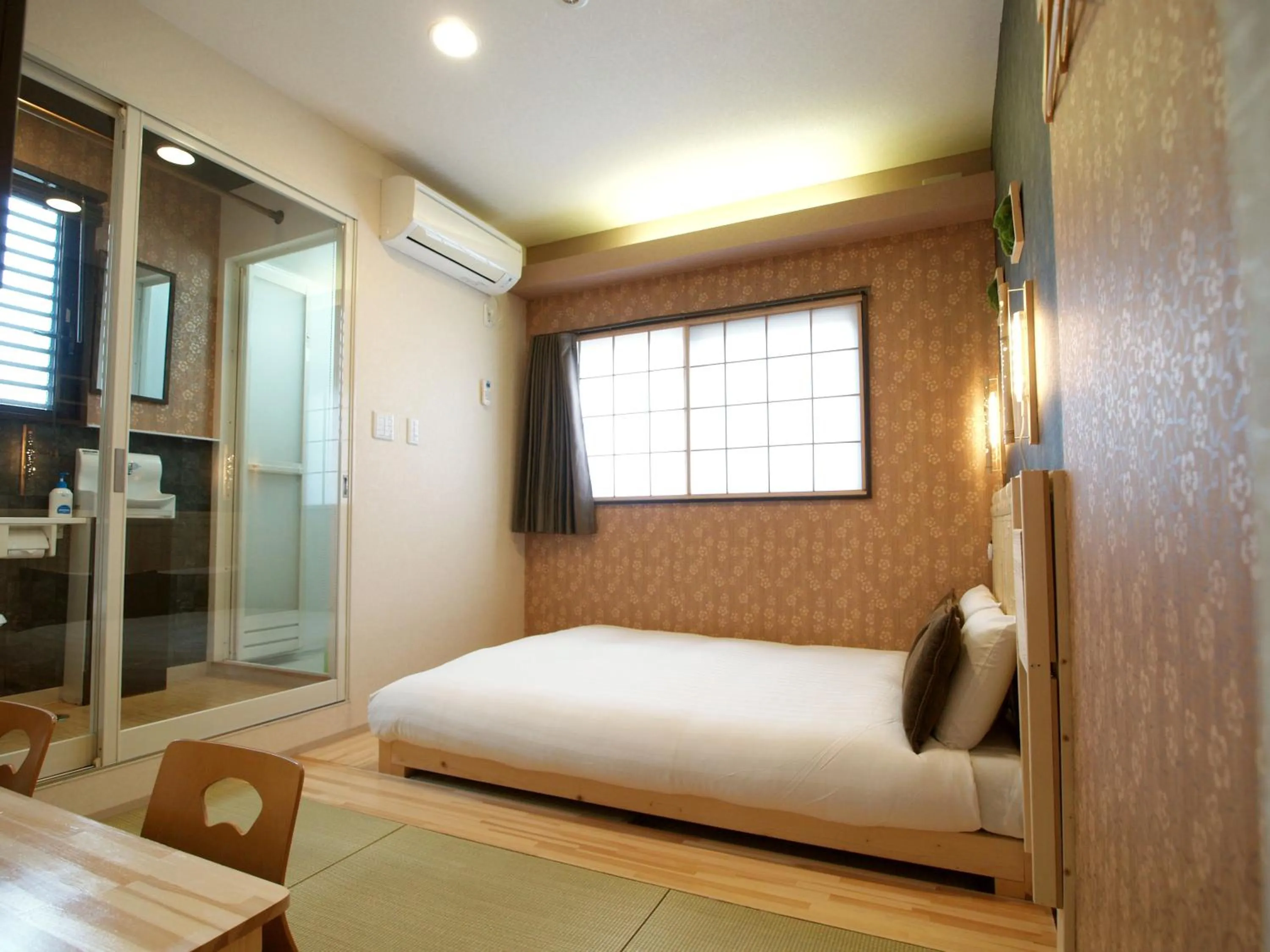 Photo of the whole room, Bed in Guesthouse Nara Komachi
