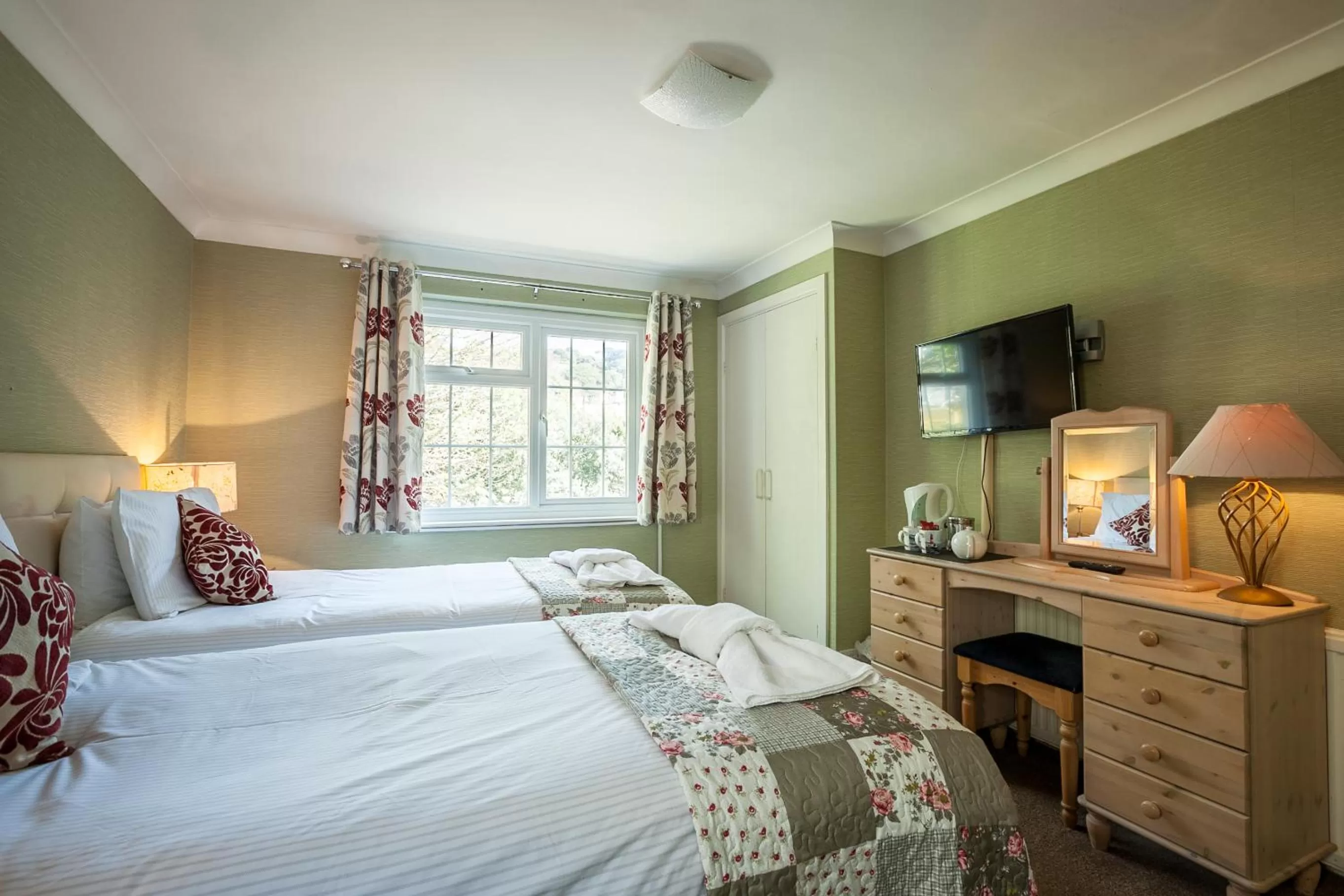 Bed in The Hotel Balmoral - Just for Adults