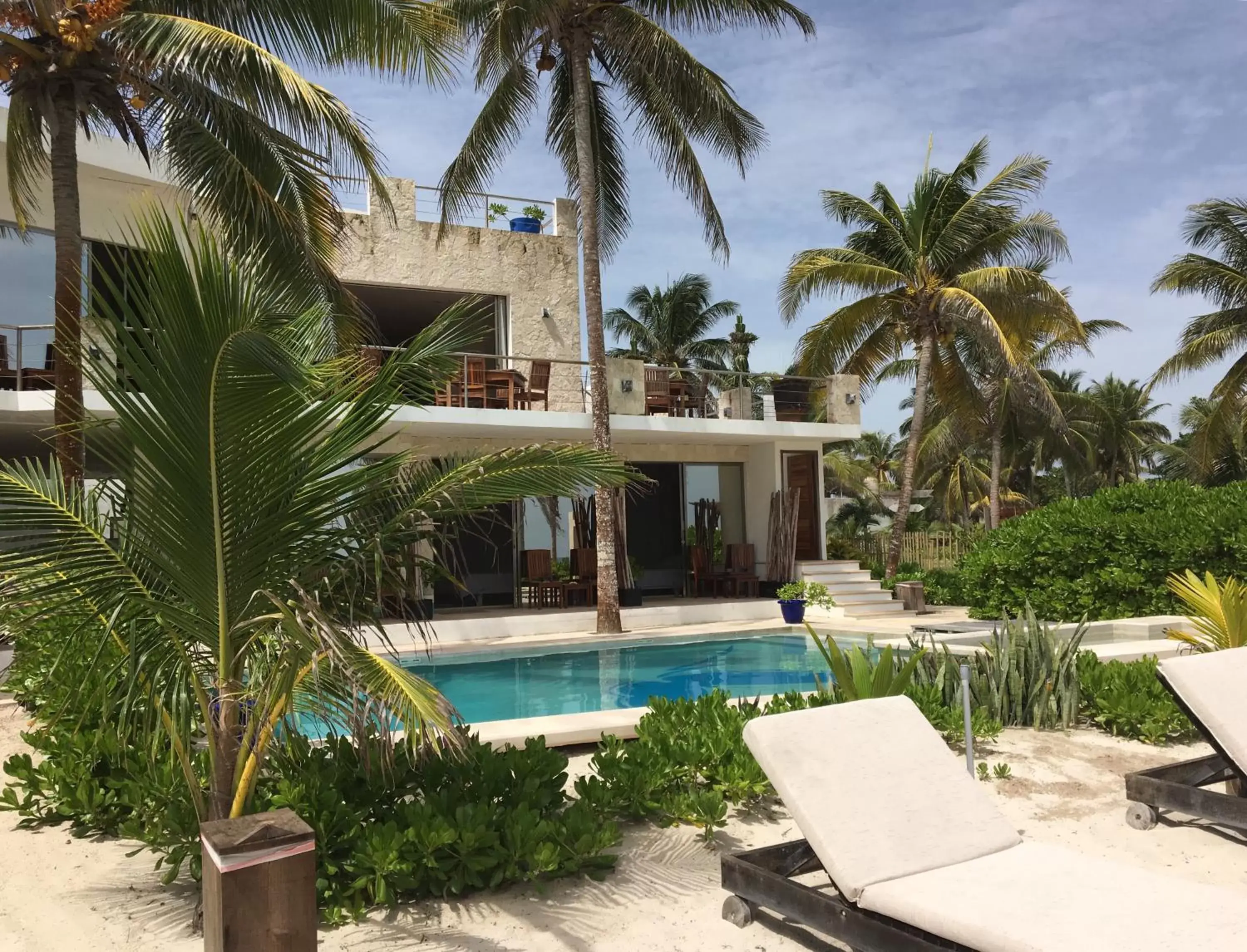 Property building, Swimming Pool in Hotel La Casa Cielo